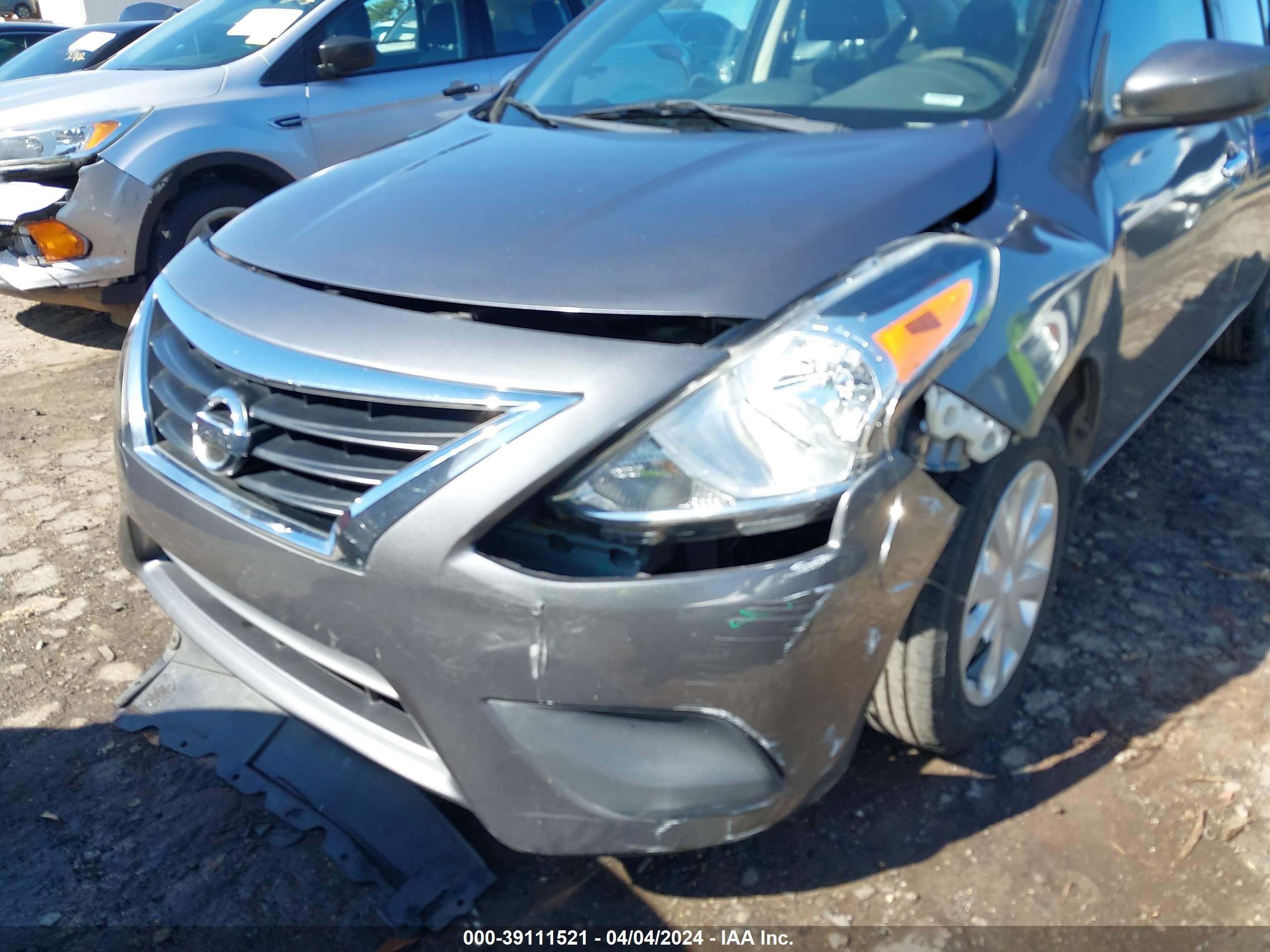 2017 Nissan Versa 1.6 Sv vin: 3N1CN7APXHL890107