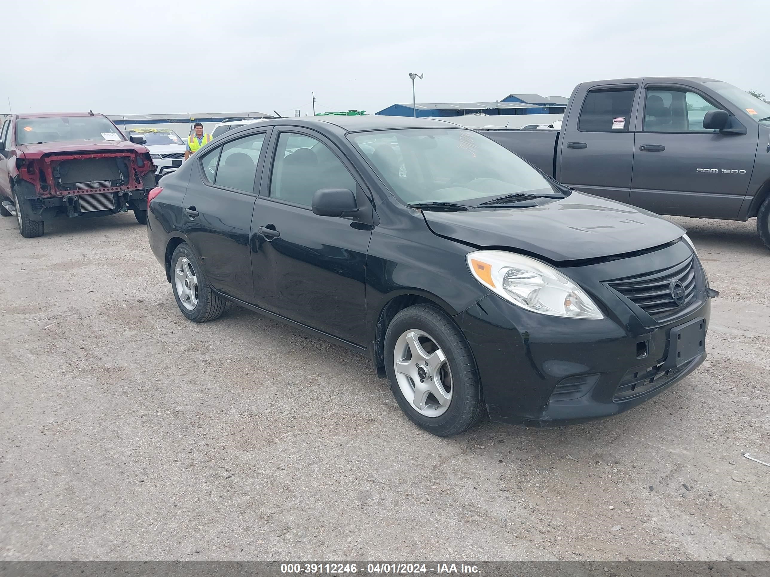 2014 Nissan Versa 1.6 S+ vin: 3N1CN7AP8EL855495