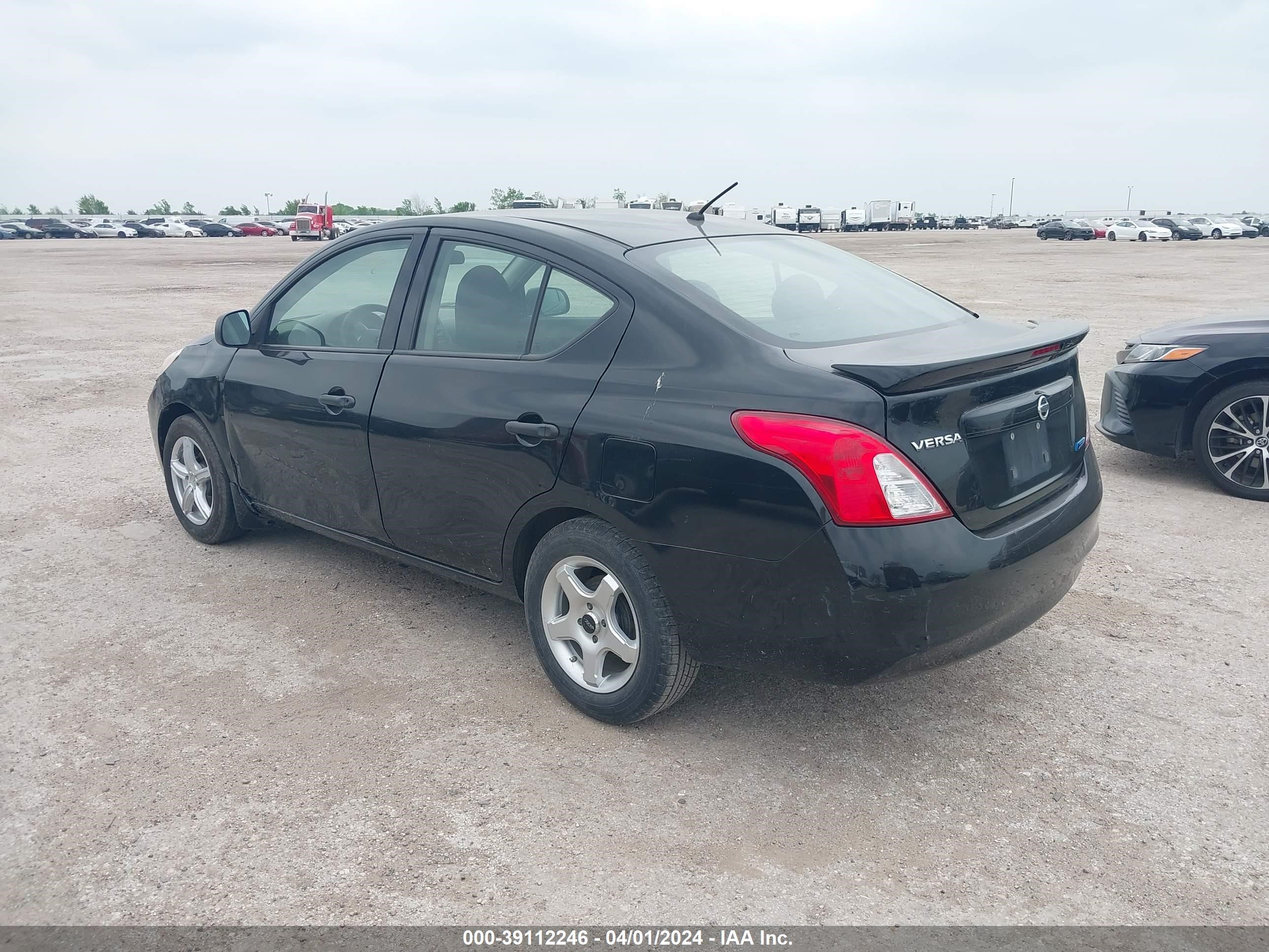 2014 Nissan Versa 1.6 S+ vin: 3N1CN7AP8EL855495