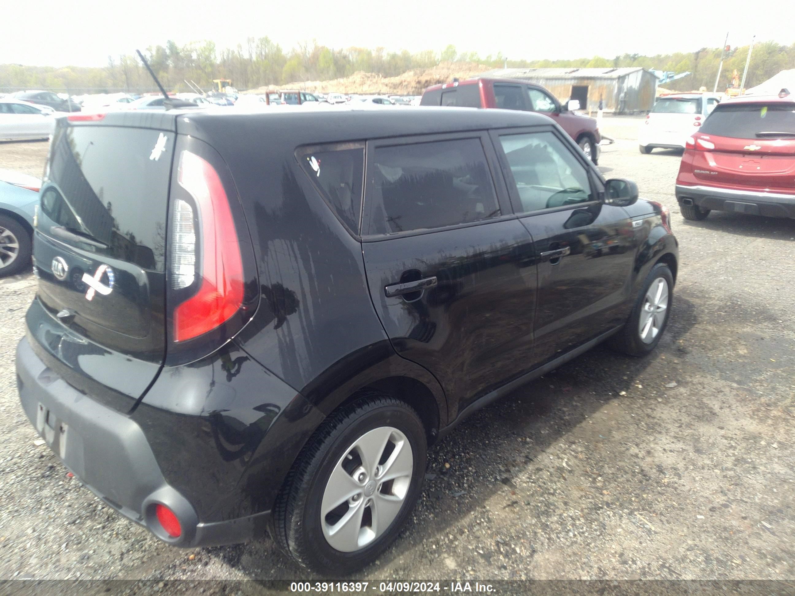 2016 Kia Soul vin: KNDJN2A27G7383602