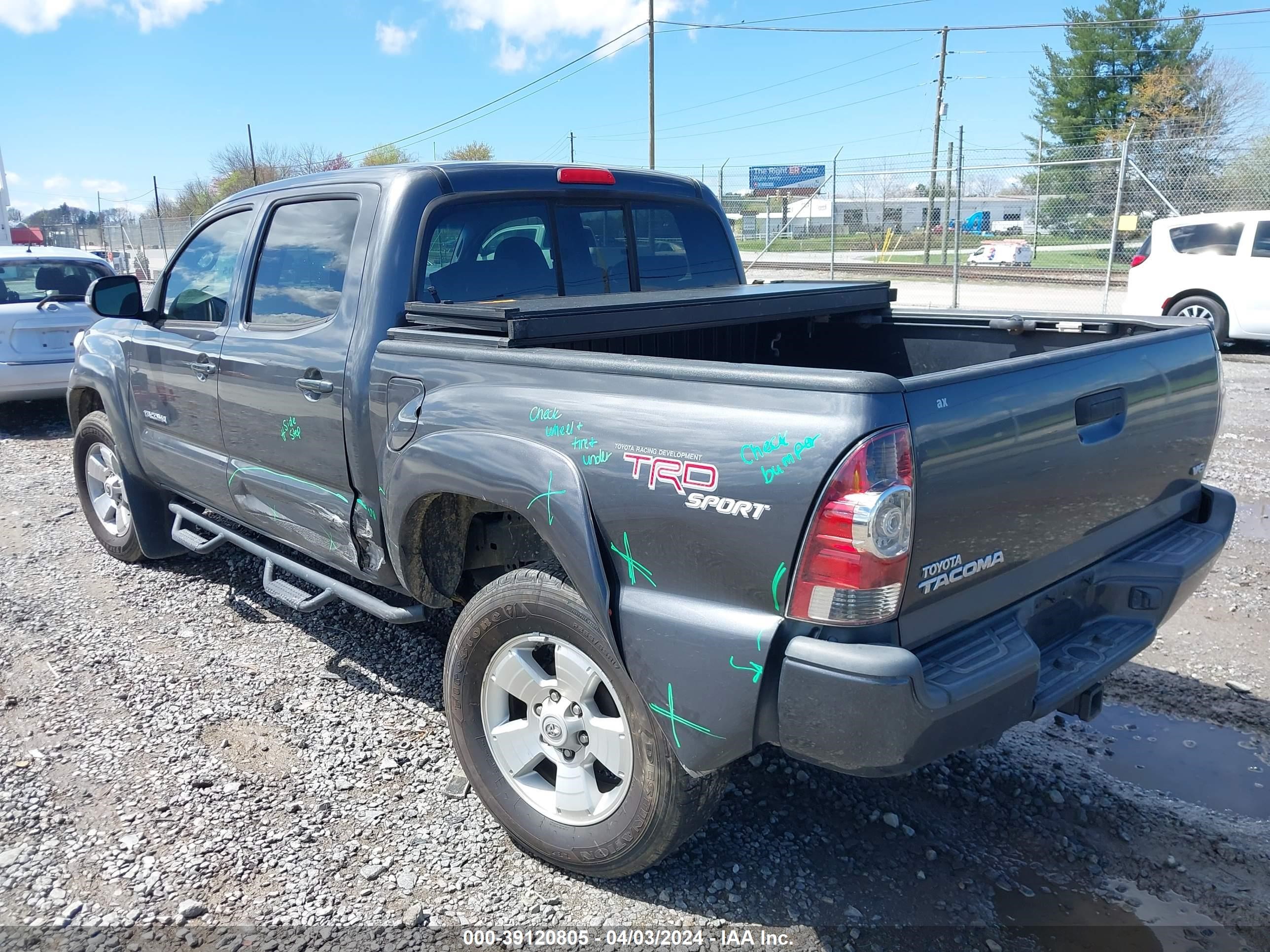 2013 Toyota Tacoma Base V6 vin: 3TMLU4EN9DM132092