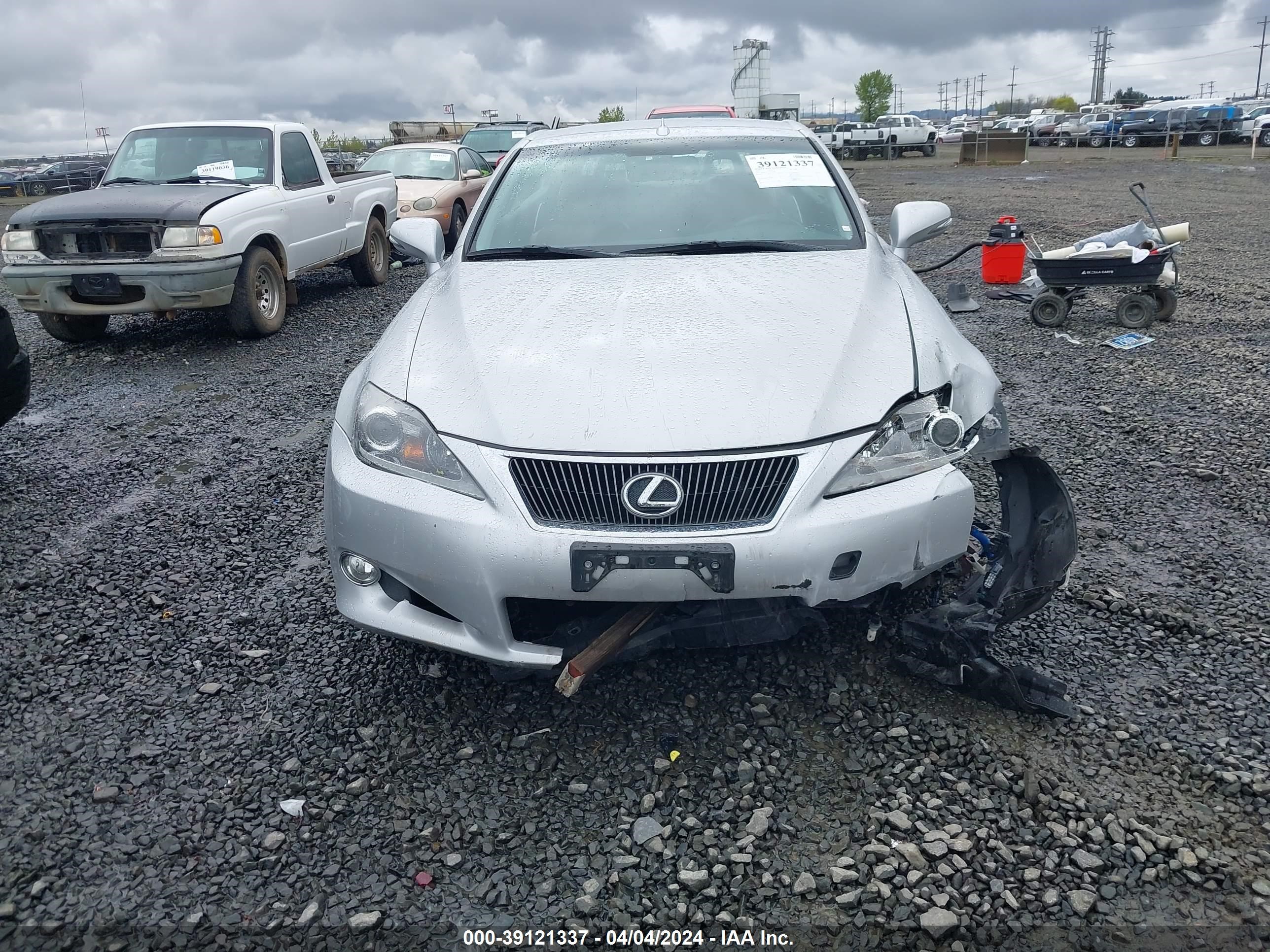 2012 Lexus Is 250C vin: JTHFF2C27C2524867