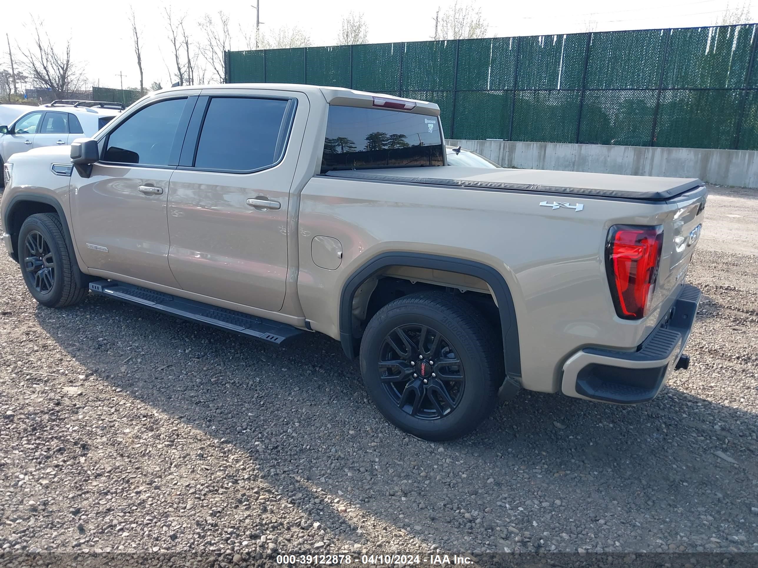 2022 GMC Sierra 1500 4Wd Short Box Elevation With 3Sb vin: 3GTPUCEK5NG588446