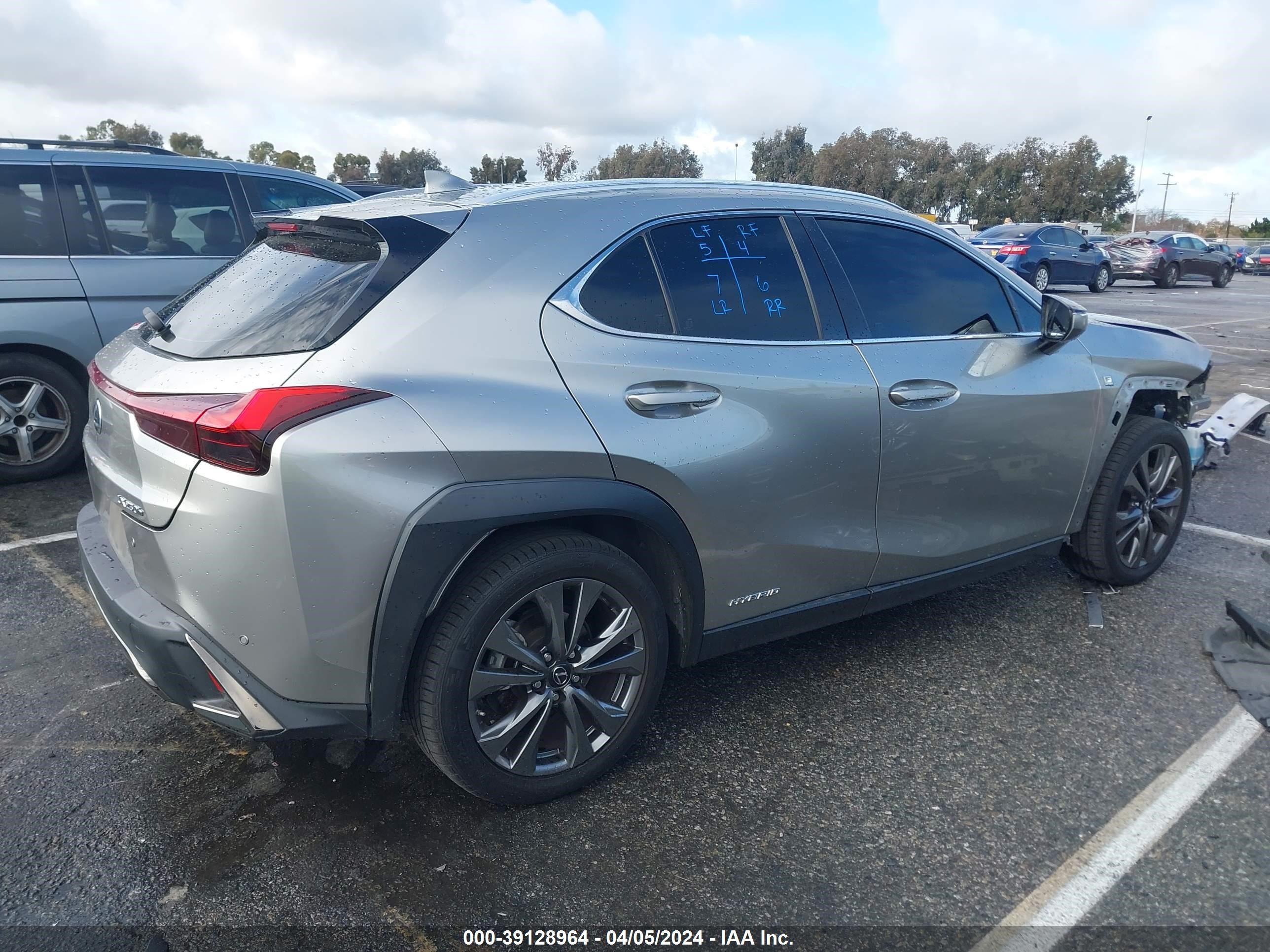 2021 Lexus Ux 250H F Sport vin: JTHE9JBH5M2043603