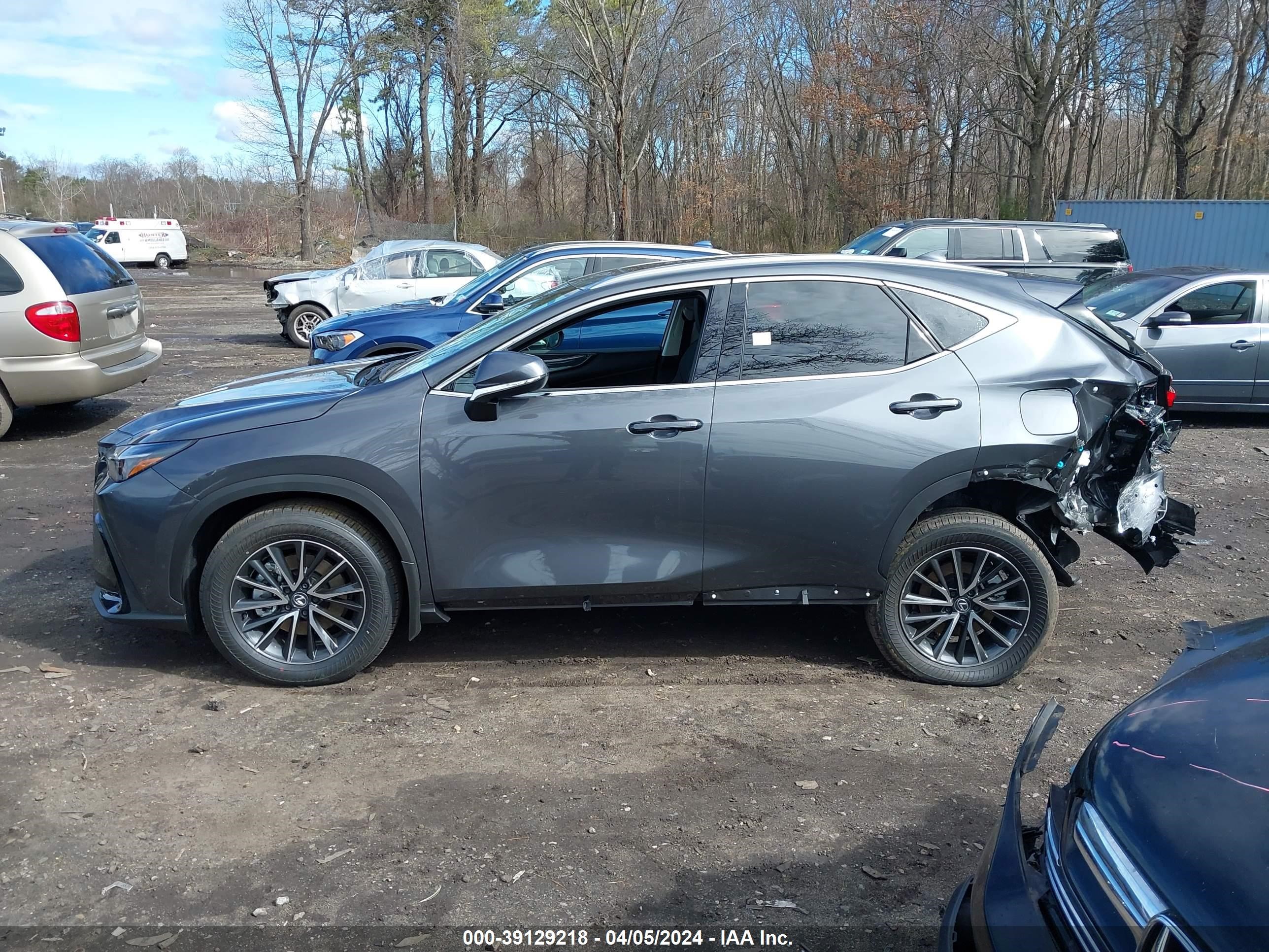 2024 Lexus Nx 350 Premium vin: 2T2GGCEZ9RC058769