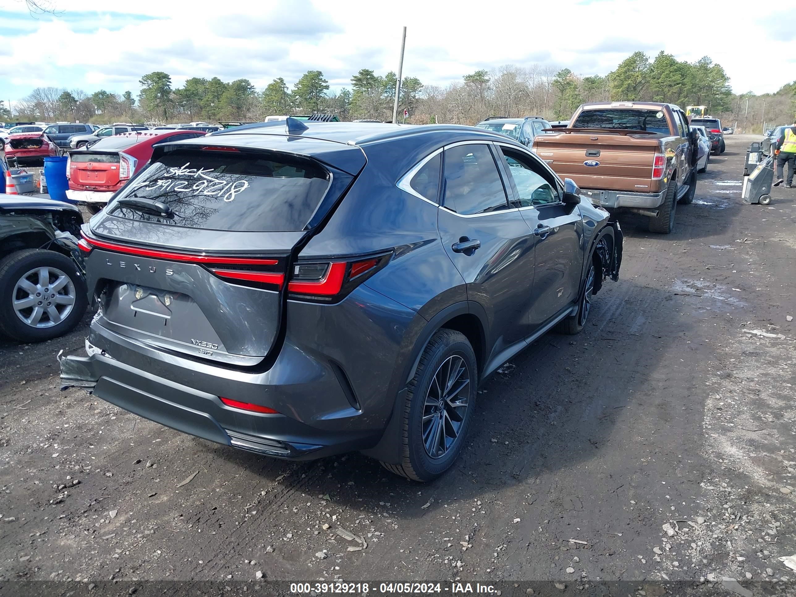 2024 Lexus Nx 350 Premium vin: 2T2GGCEZ9RC058769