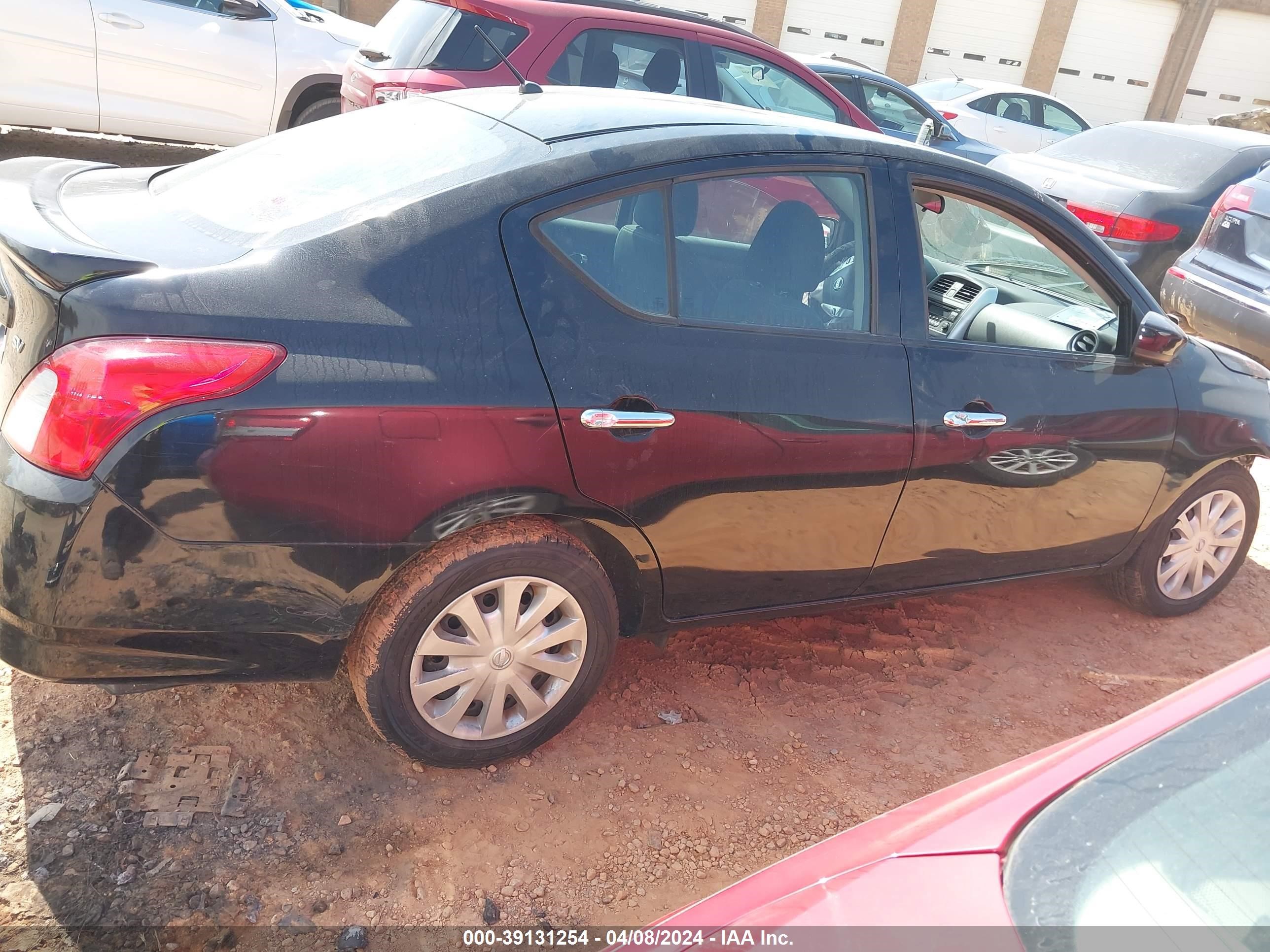 2017 Nissan Versa 1.6 Sv vin: 3N1CN7AP1HL889069