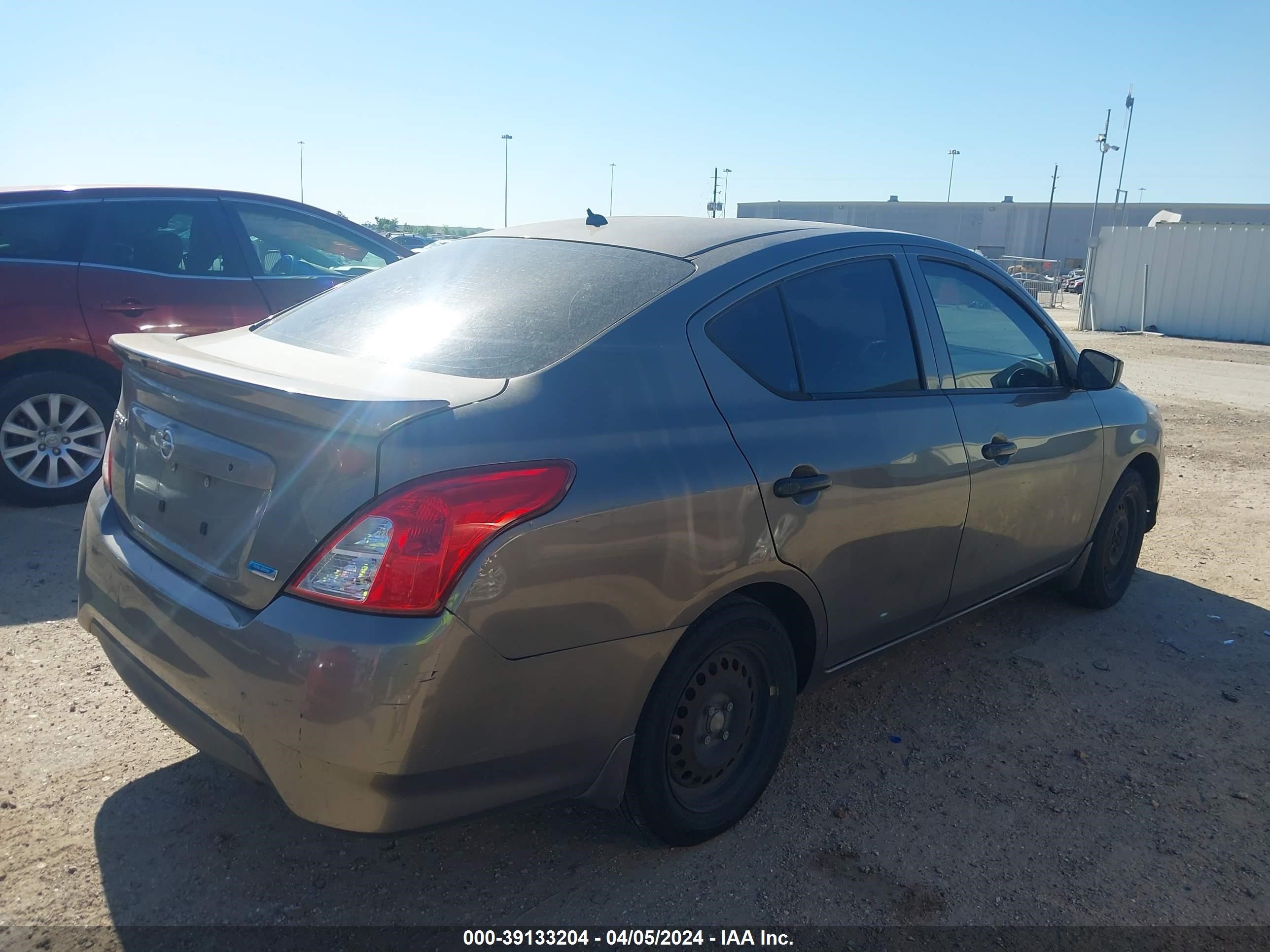 2016 Nissan Versa 1.6 S+ vin: 3N1CN7AP8GL860988