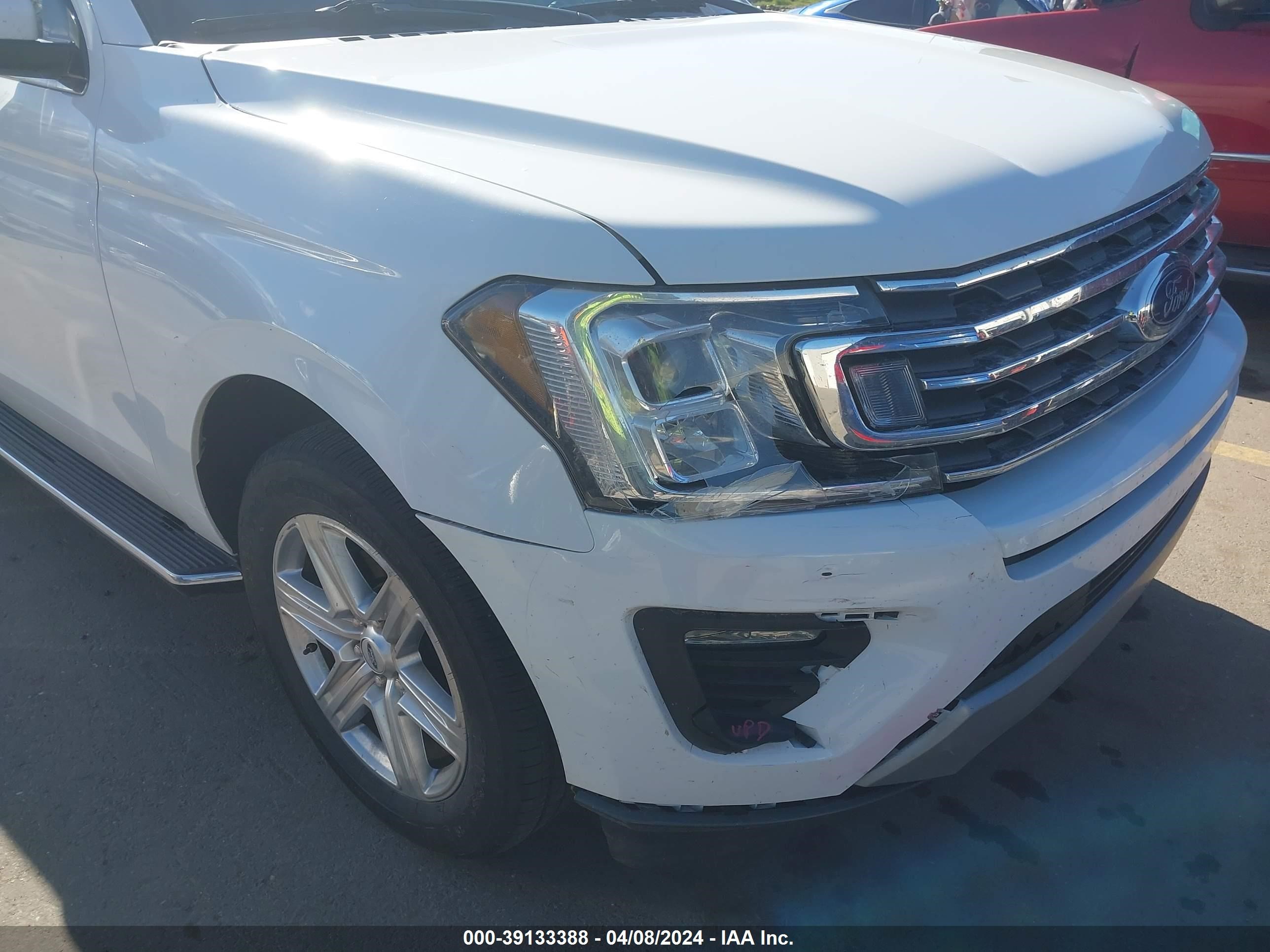 2020 Ford Expedition Xlt Max vin: 1FMJK1HT3LEA08194