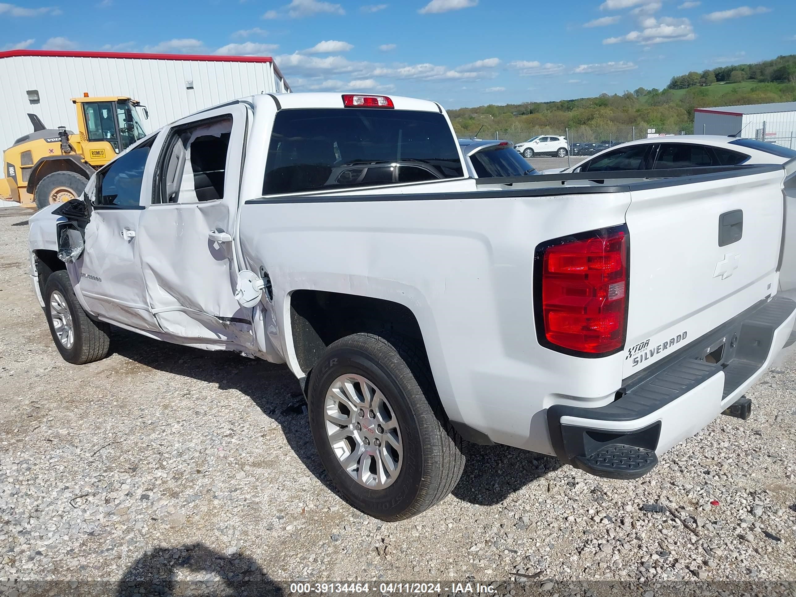 2015 Chevrolet Silverado 1500 1Lt vin: 3GCUKREC4FG180476