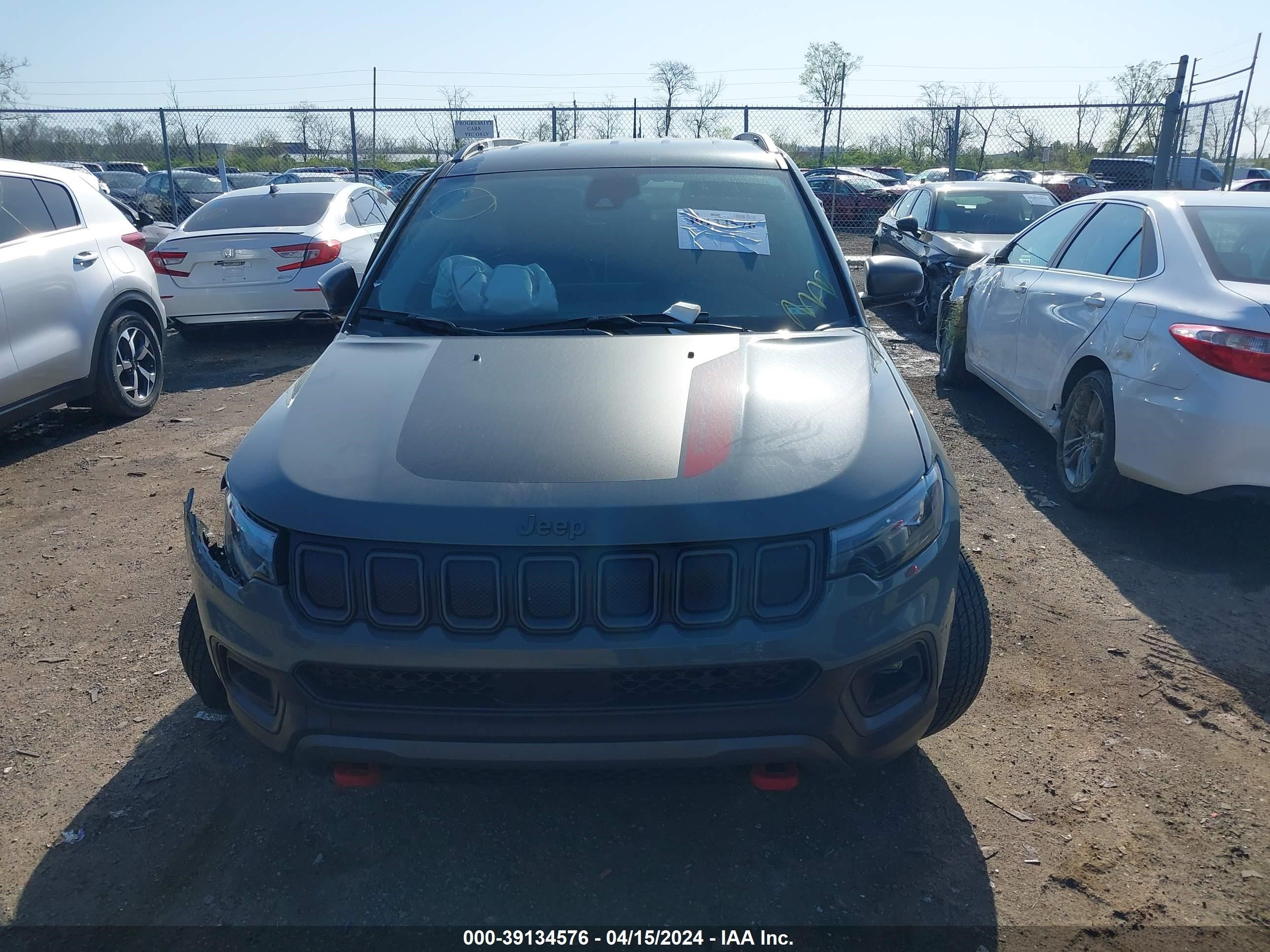 2022 Jeep Compass Trailhawk 4X4 vin: 3C4NJDDB3NT146800