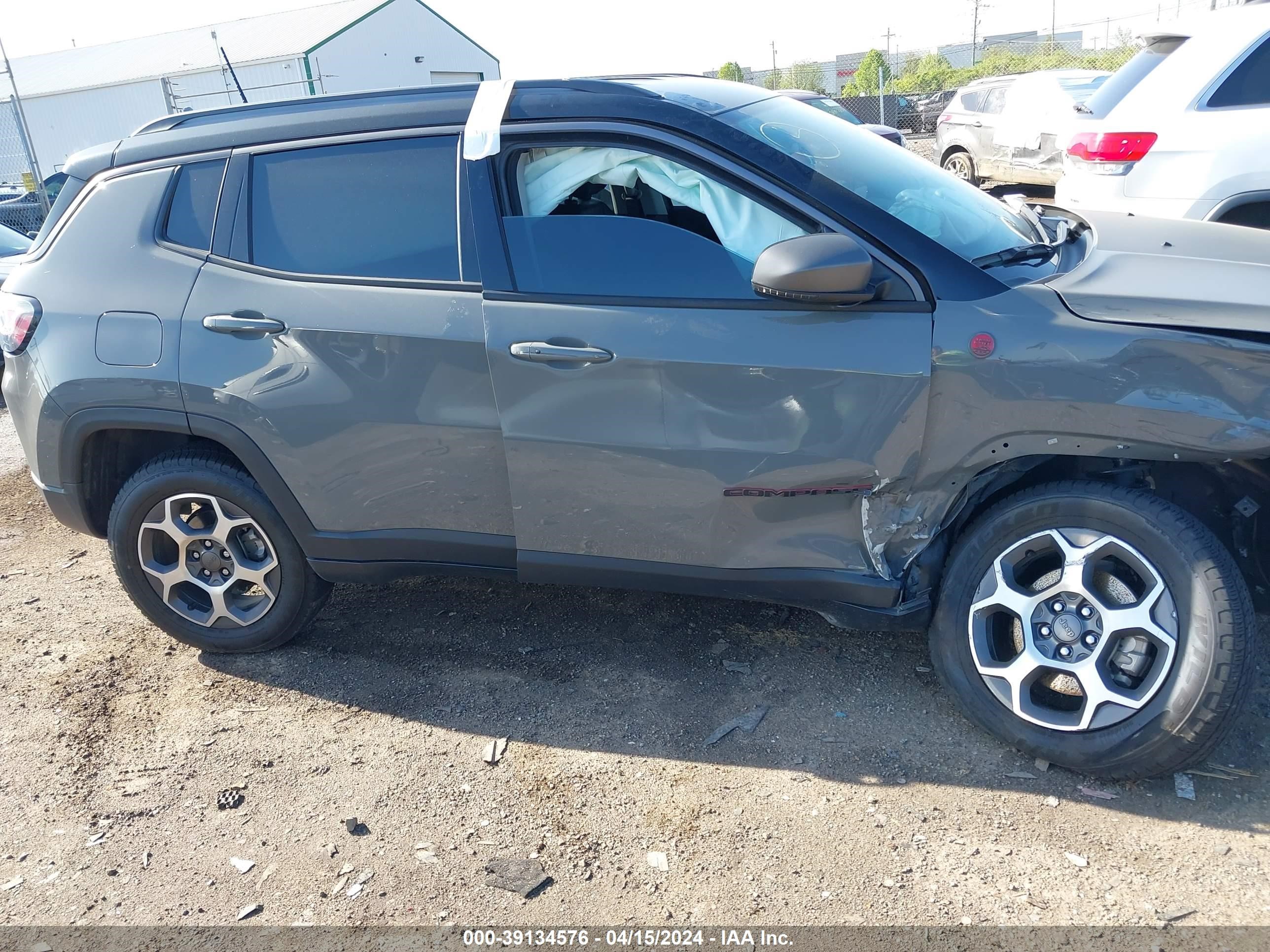 2022 Jeep Compass Trailhawk 4X4 vin: 3C4NJDDB3NT146800