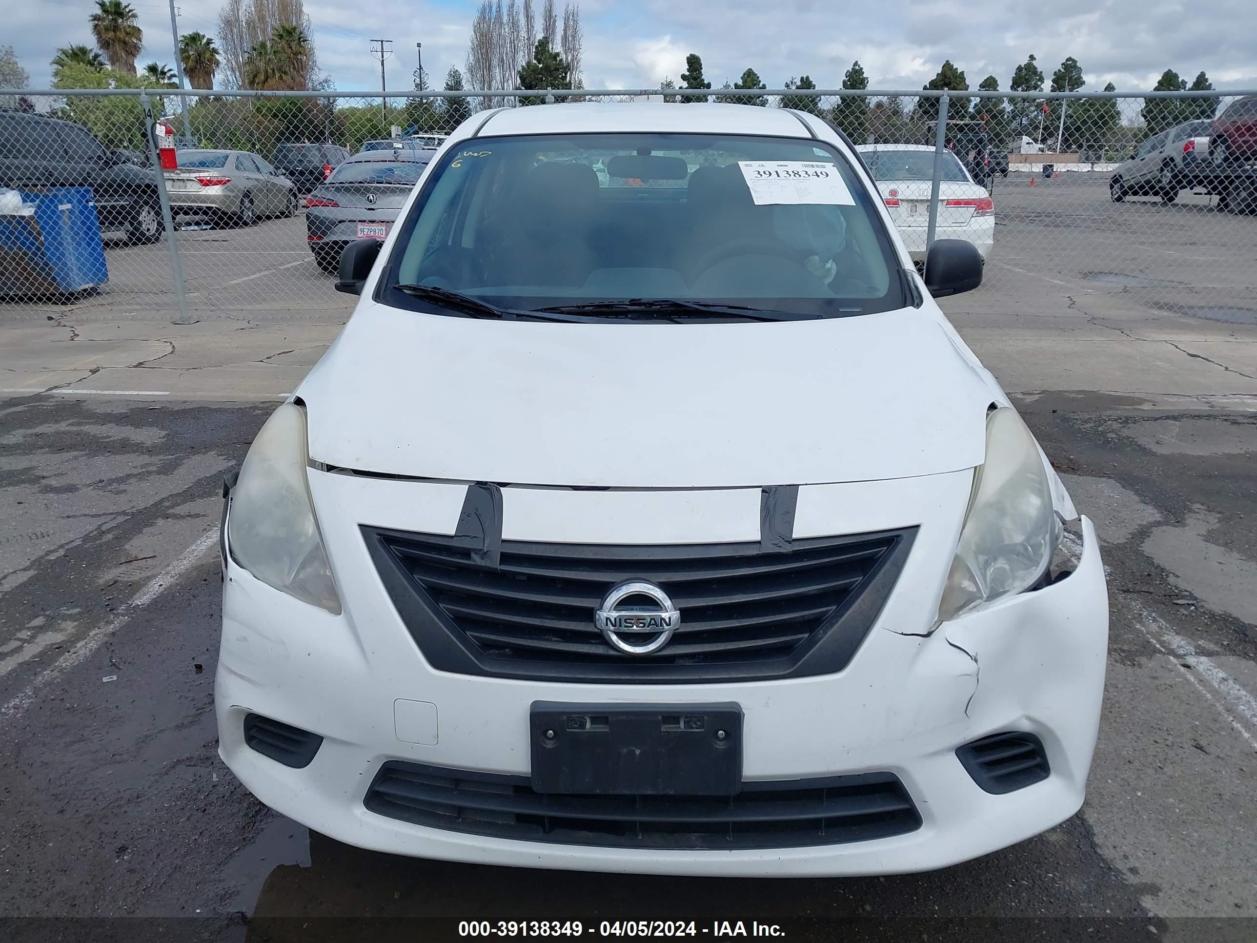 2014 Nissan Versa 1.6 S+ vin: 3N1CN7AP1EL825934