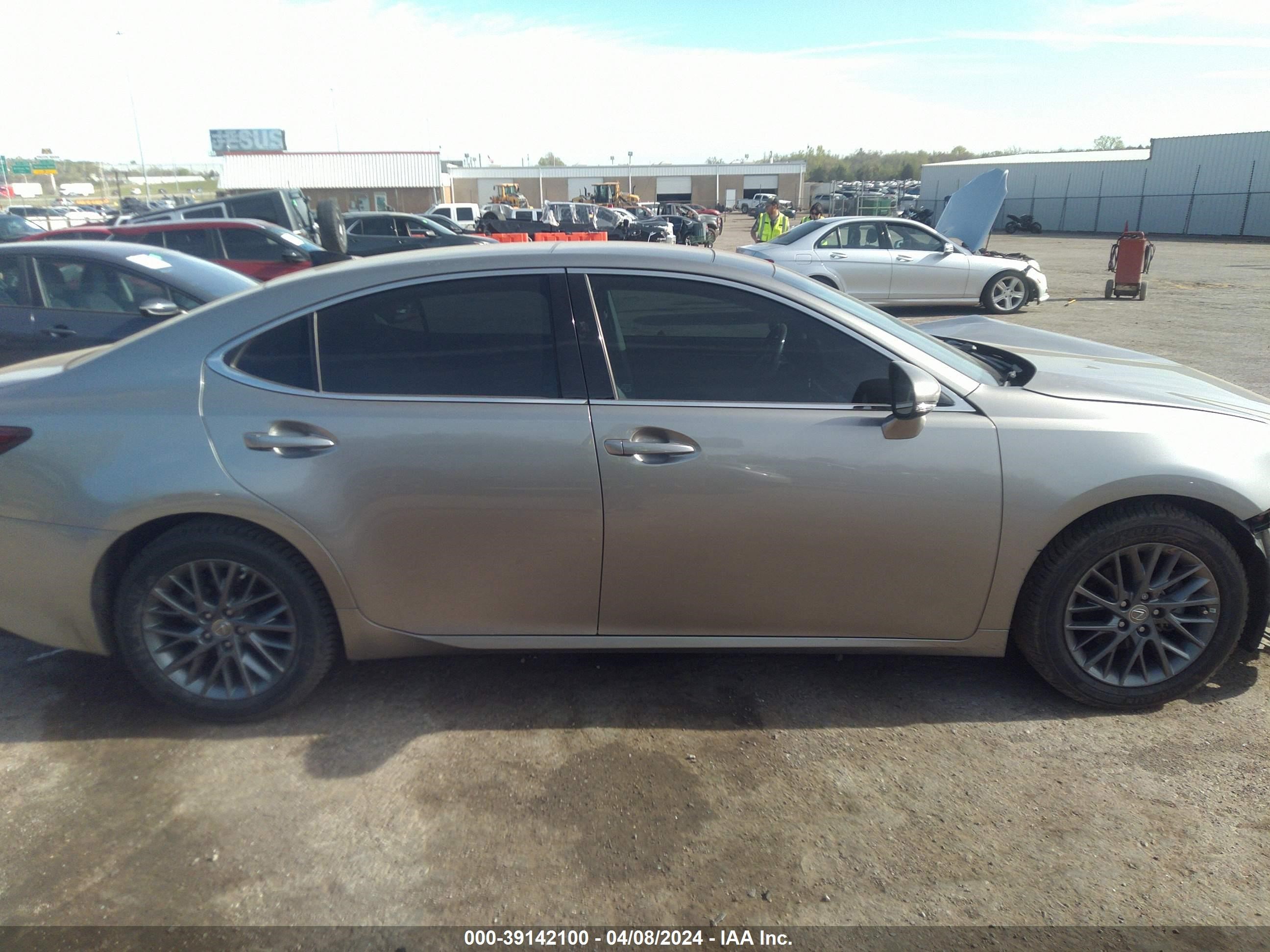 2018 Lexus Es 350 vin: 58ABK1GG4JU096841