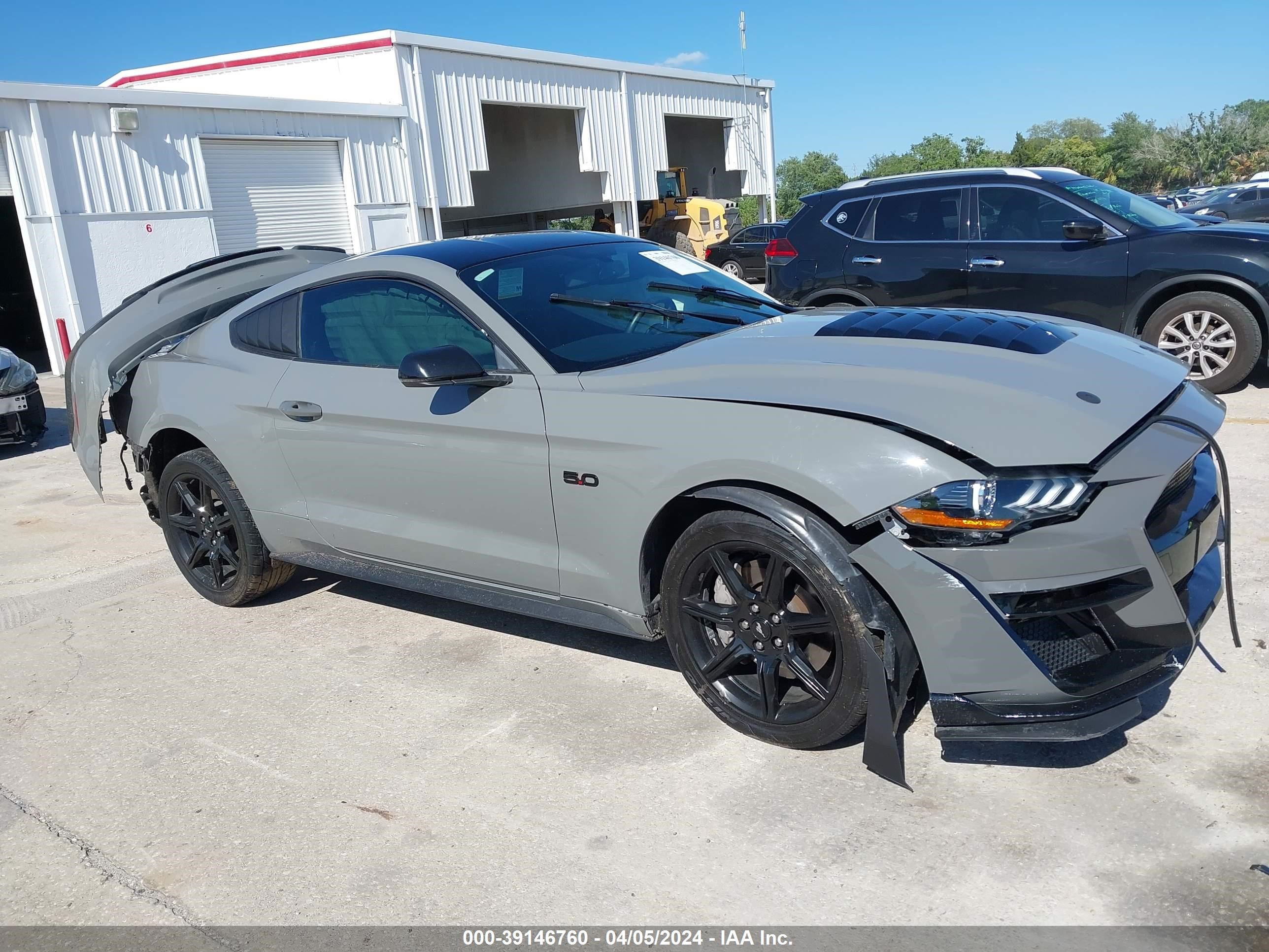 2019 Ford Mustang Gt Premium vin: 1FA6P8CF5K5117153