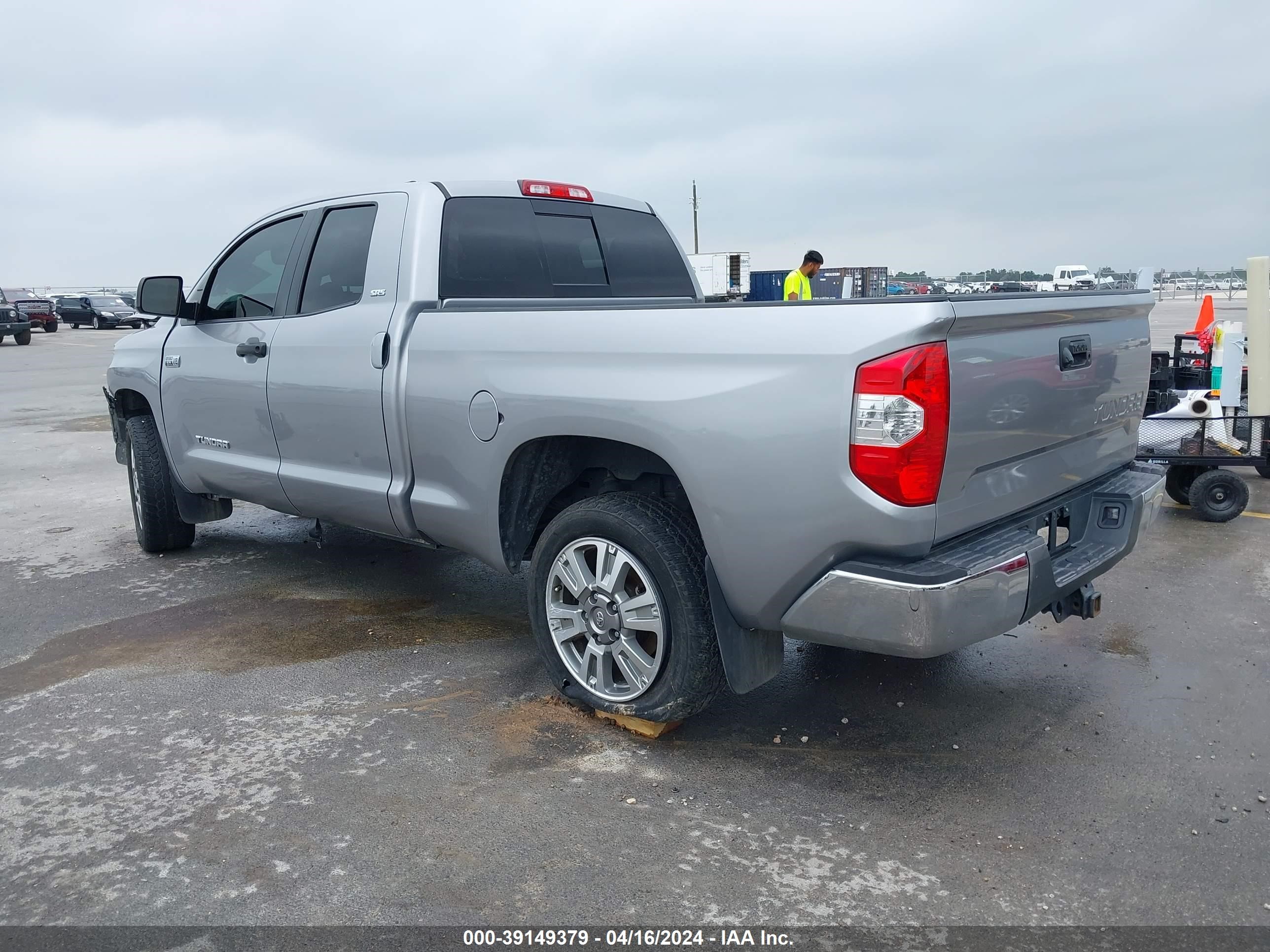 2016 Toyota Tundra Sr5 5.7L V8 vin: 5TFRW5F19GX196296