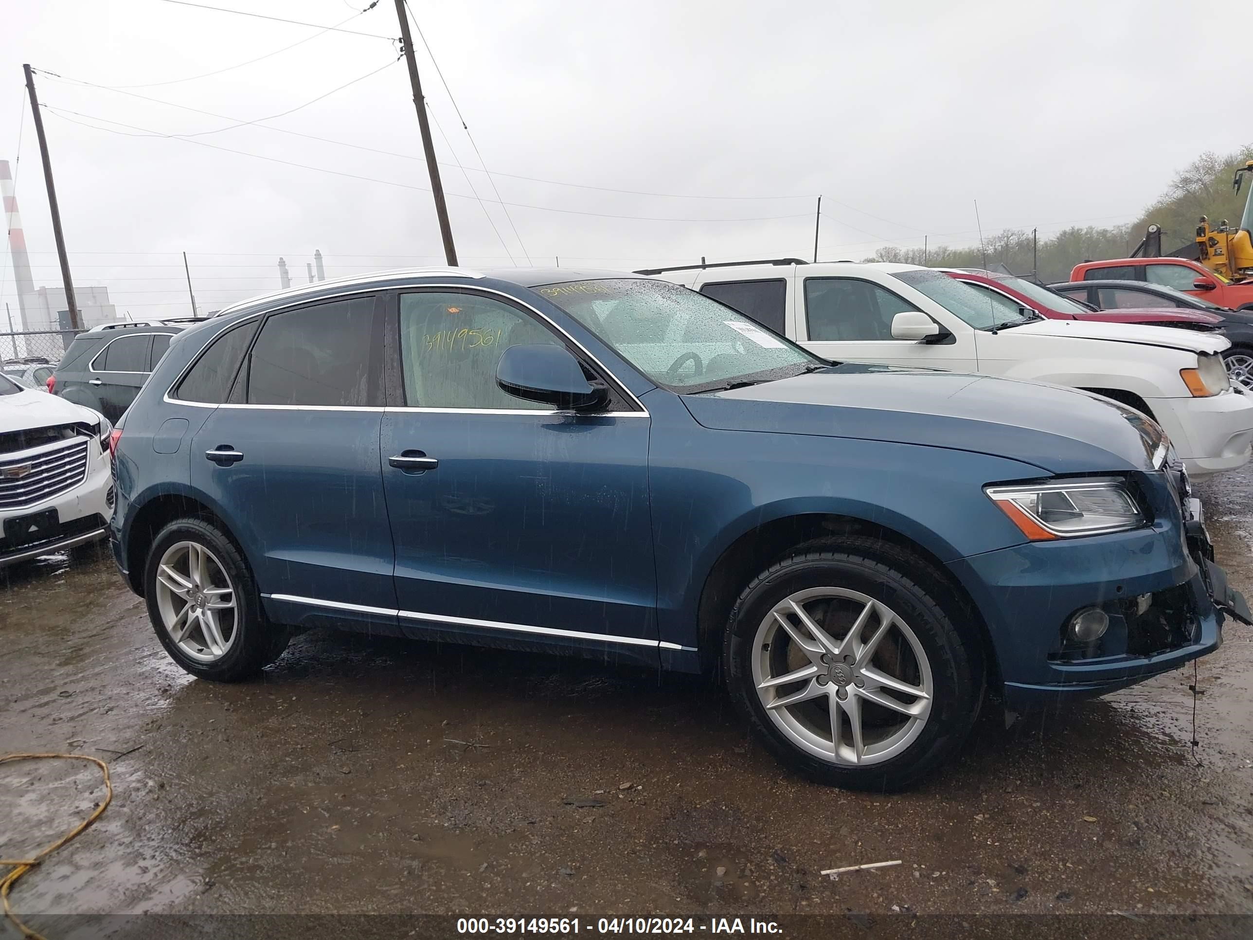 2016 Audi Q5 2.0T Premium vin: WA1L2AFP1GA044119