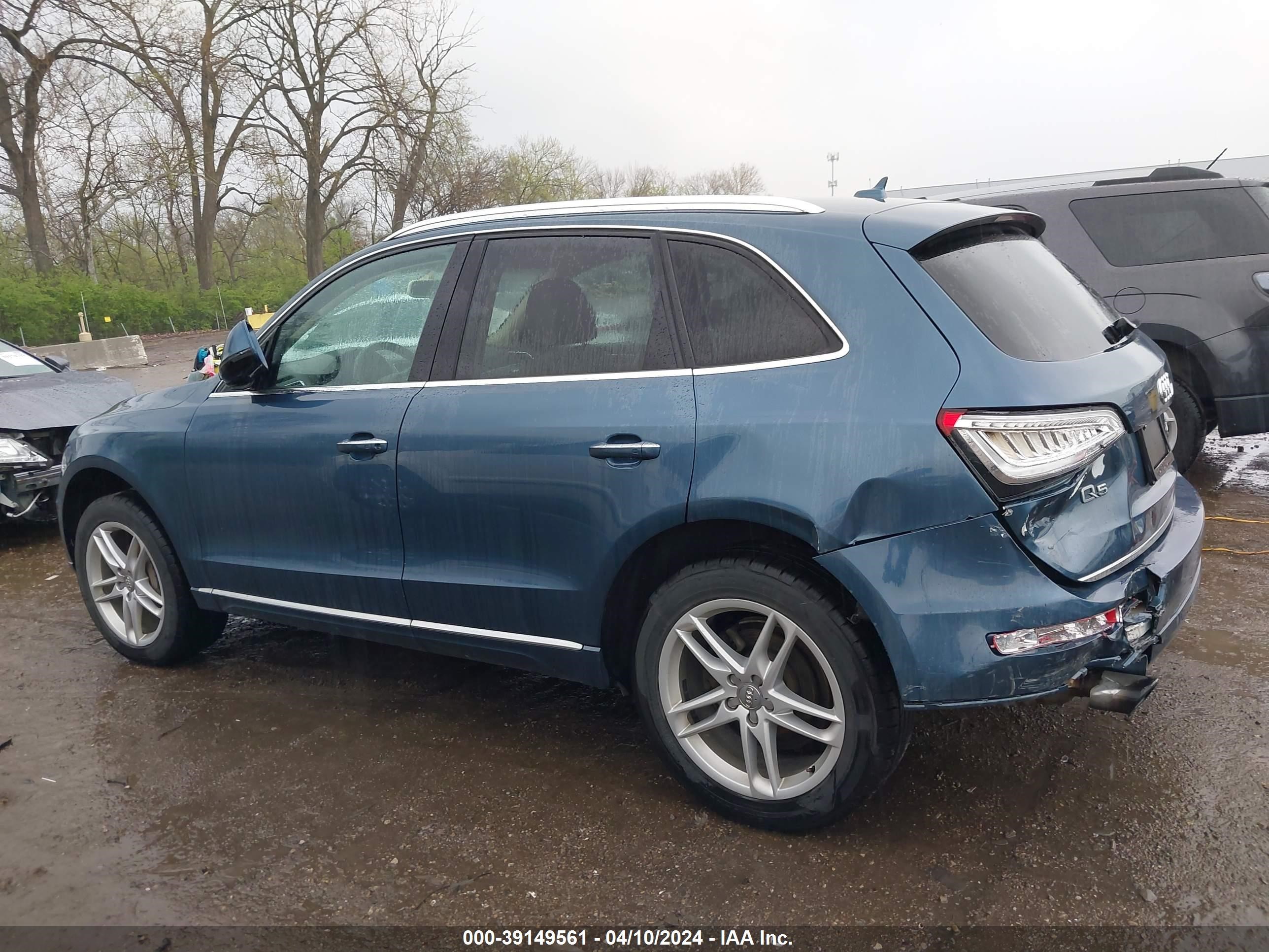 2016 Audi Q5 2.0T Premium vin: WA1L2AFP1GA044119