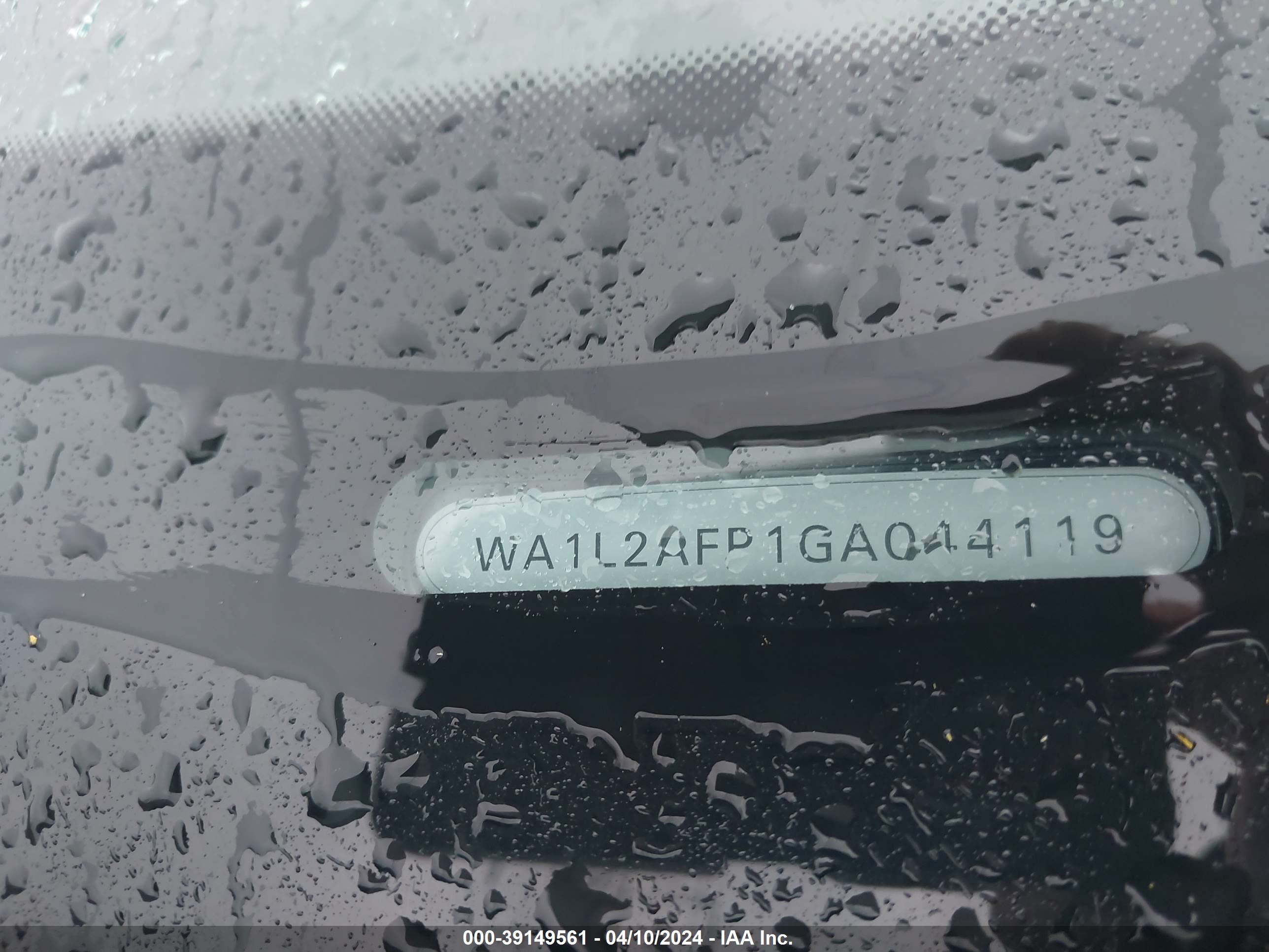 2016 Audi Q5 2.0T Premium vin: WA1L2AFP1GA044119