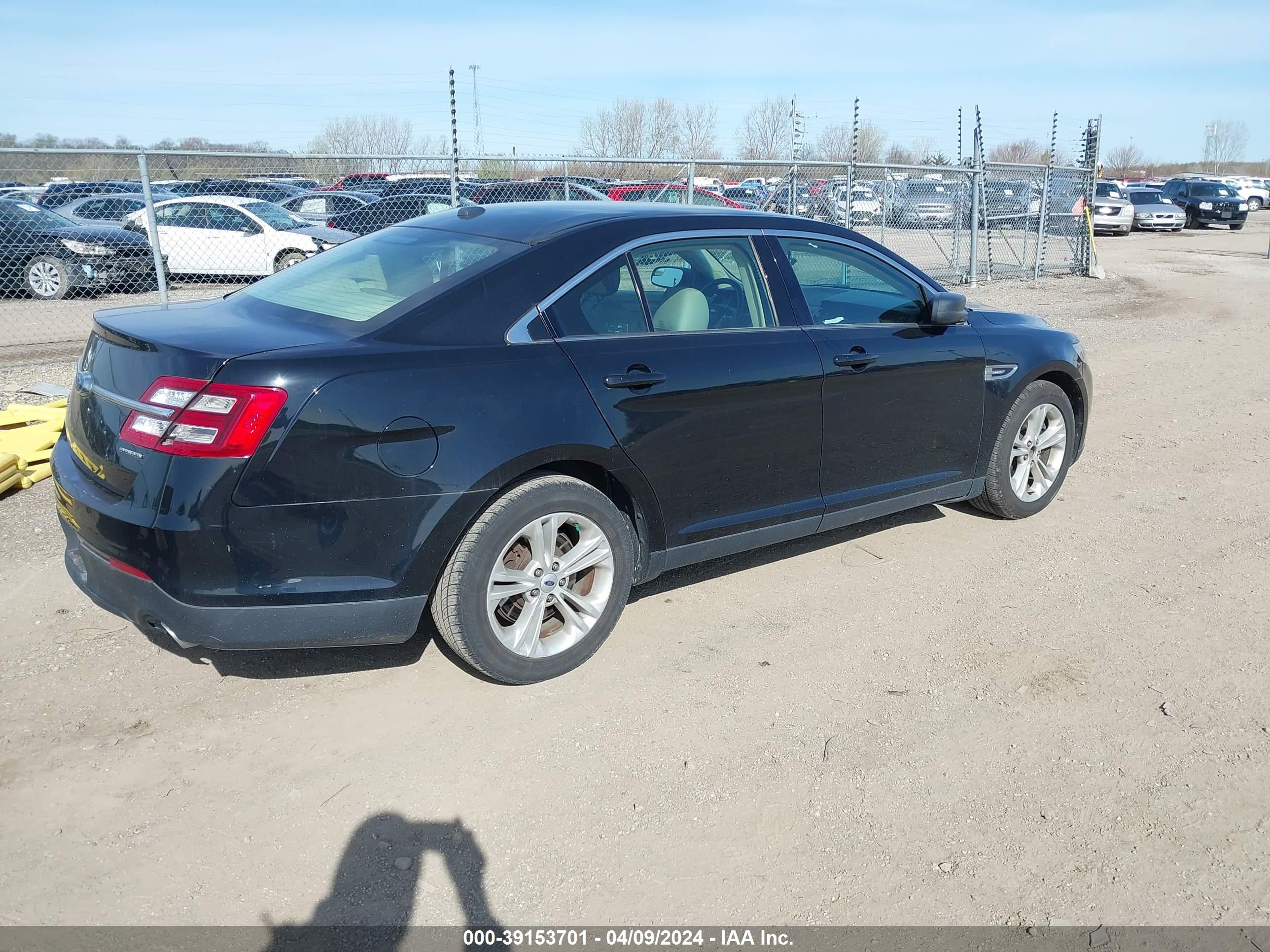 2017 Ford Taurus Se vin: 1FAHP2D80HG105690