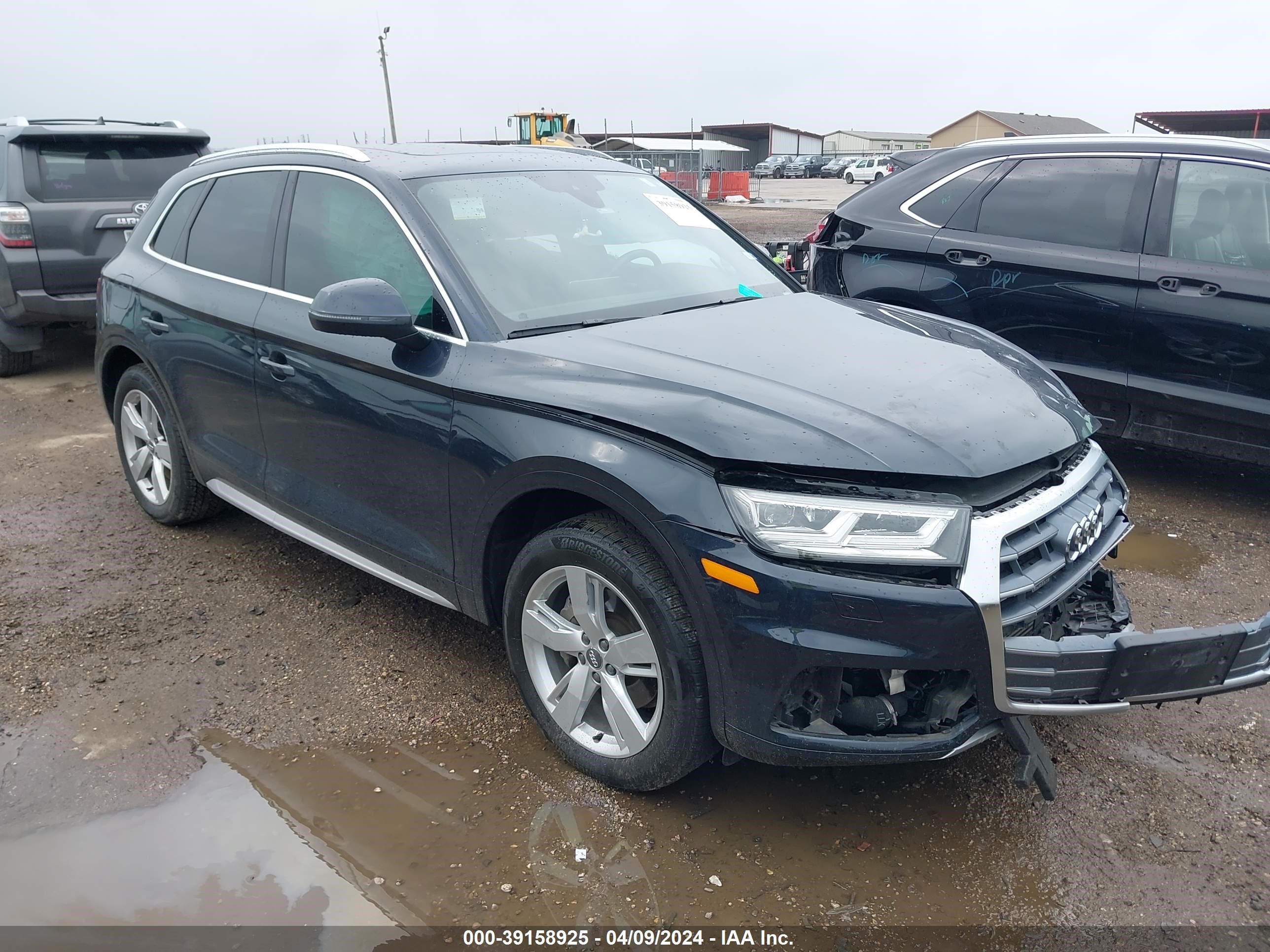 2018 Audi Q5 2.0T Premium/2.0T Tech Premium vin: WA1BNAFY6J2205710