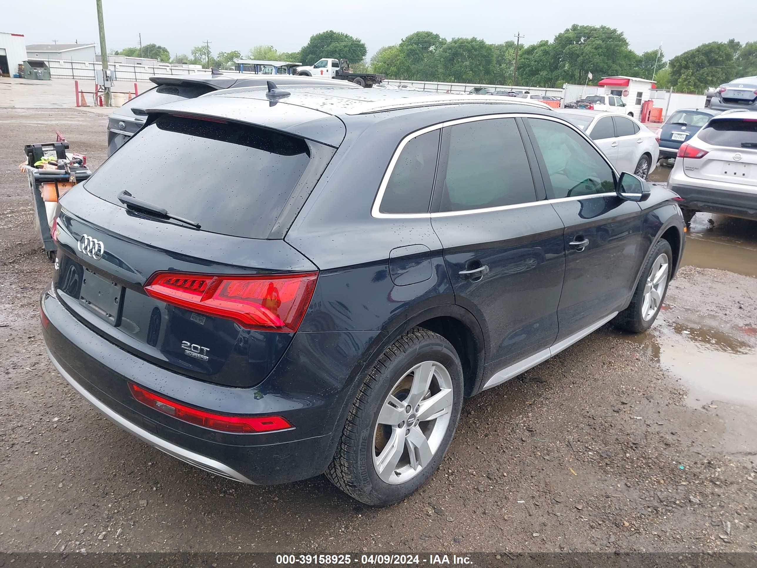 2018 Audi Q5 2.0T Premium/2.0T Tech Premium vin: WA1BNAFY6J2205710