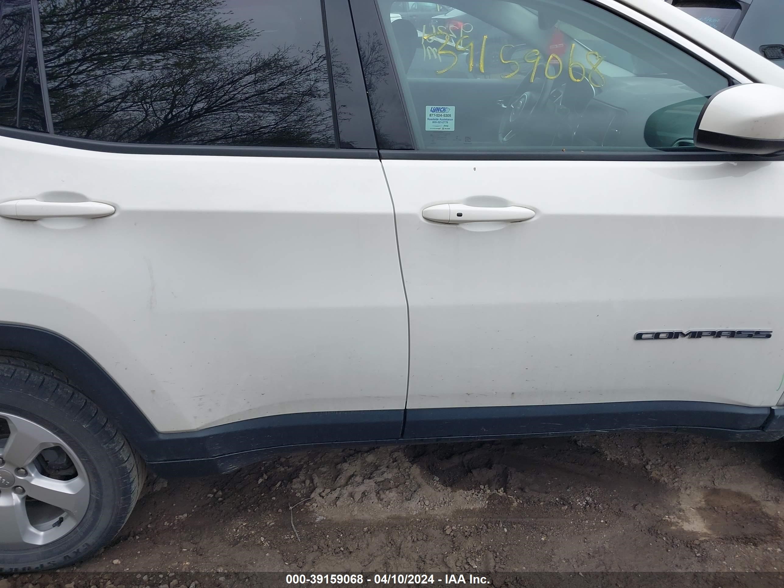 2018 Jeep Compass Latitude 4X4 vin: 3C4NJDBB6JT291083