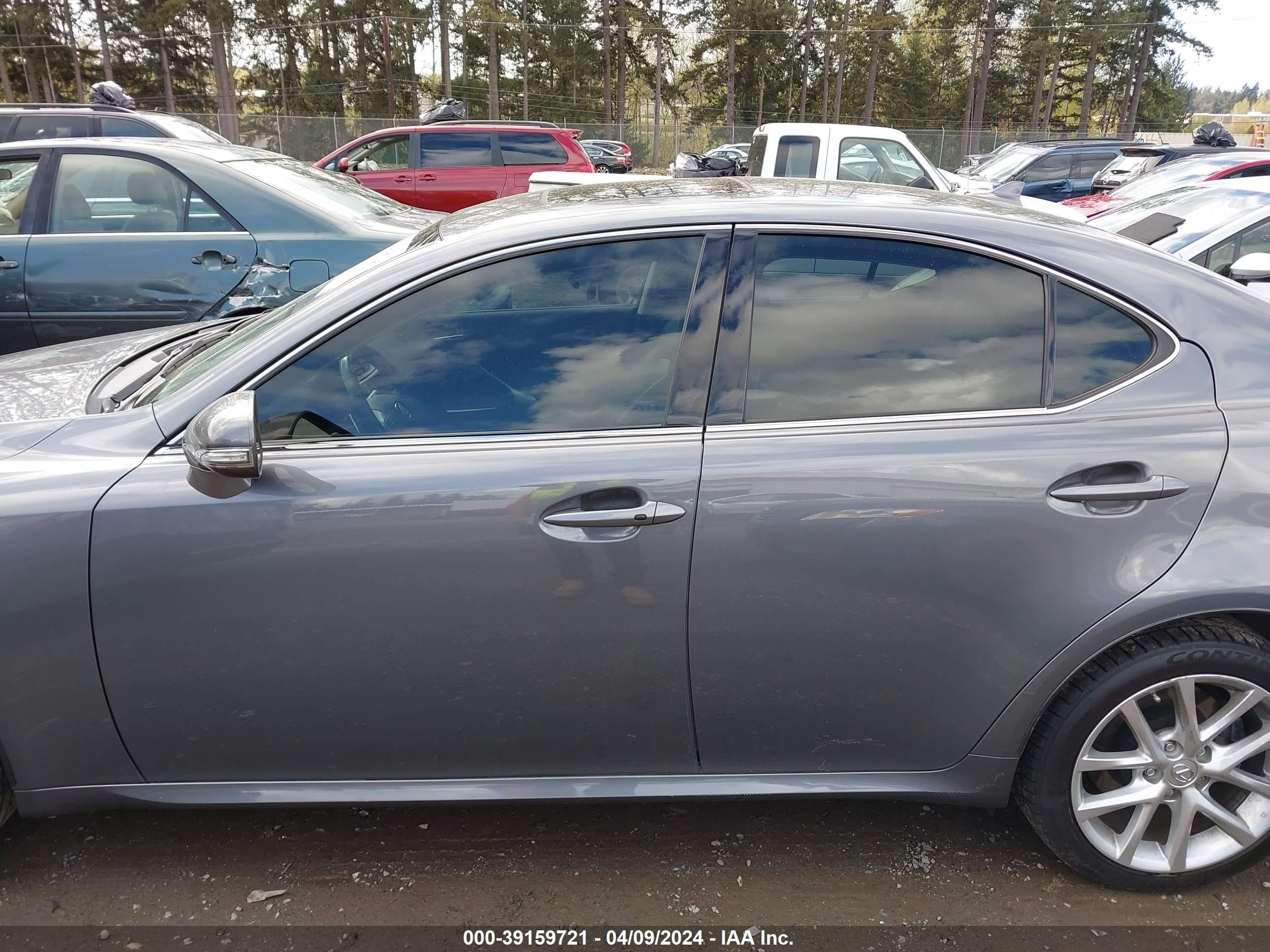 2012 Lexus Is 350 vin: JTHCE5C23C5002372