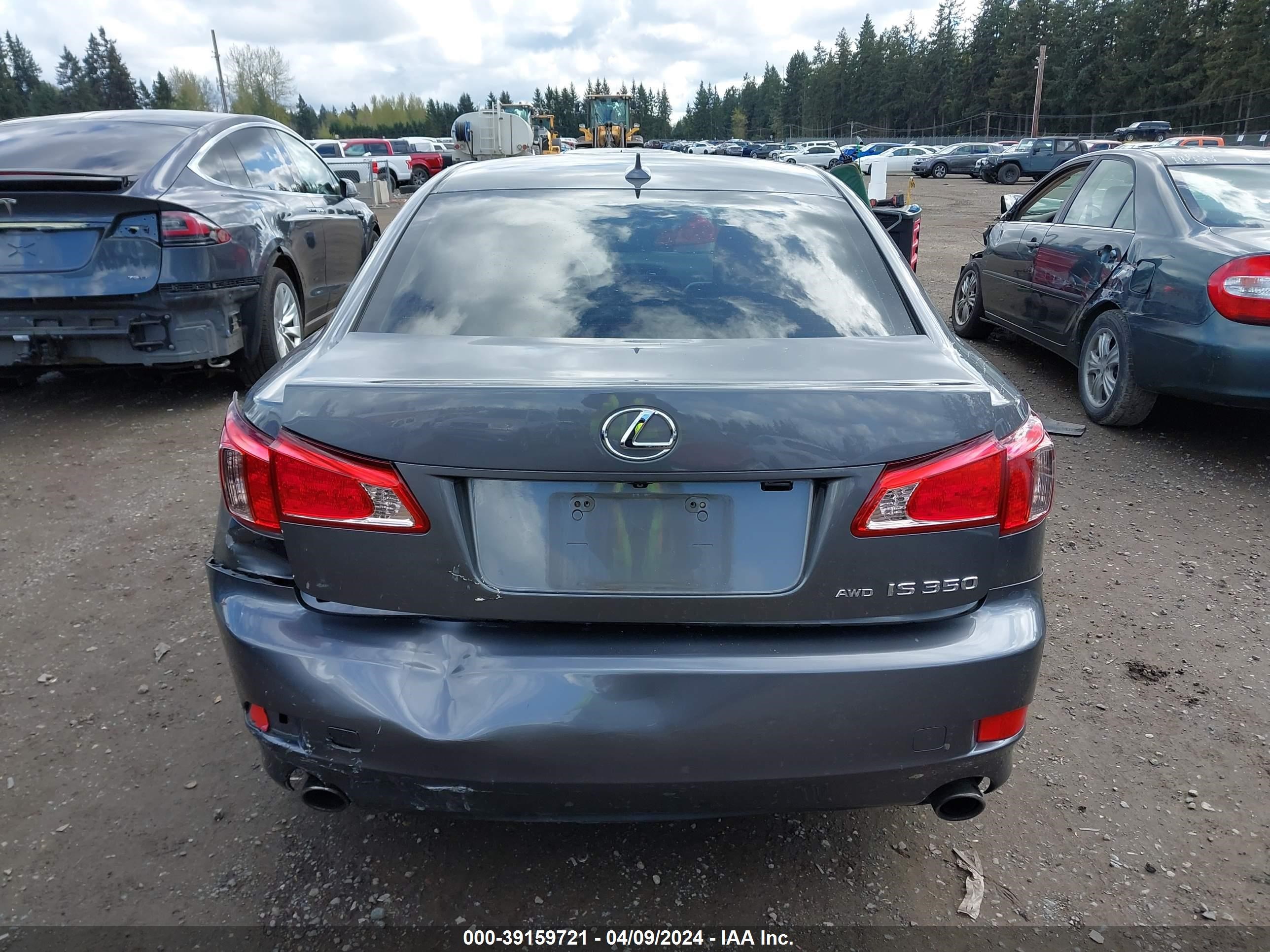 2012 Lexus Is 350 vin: JTHCE5C23C5002372