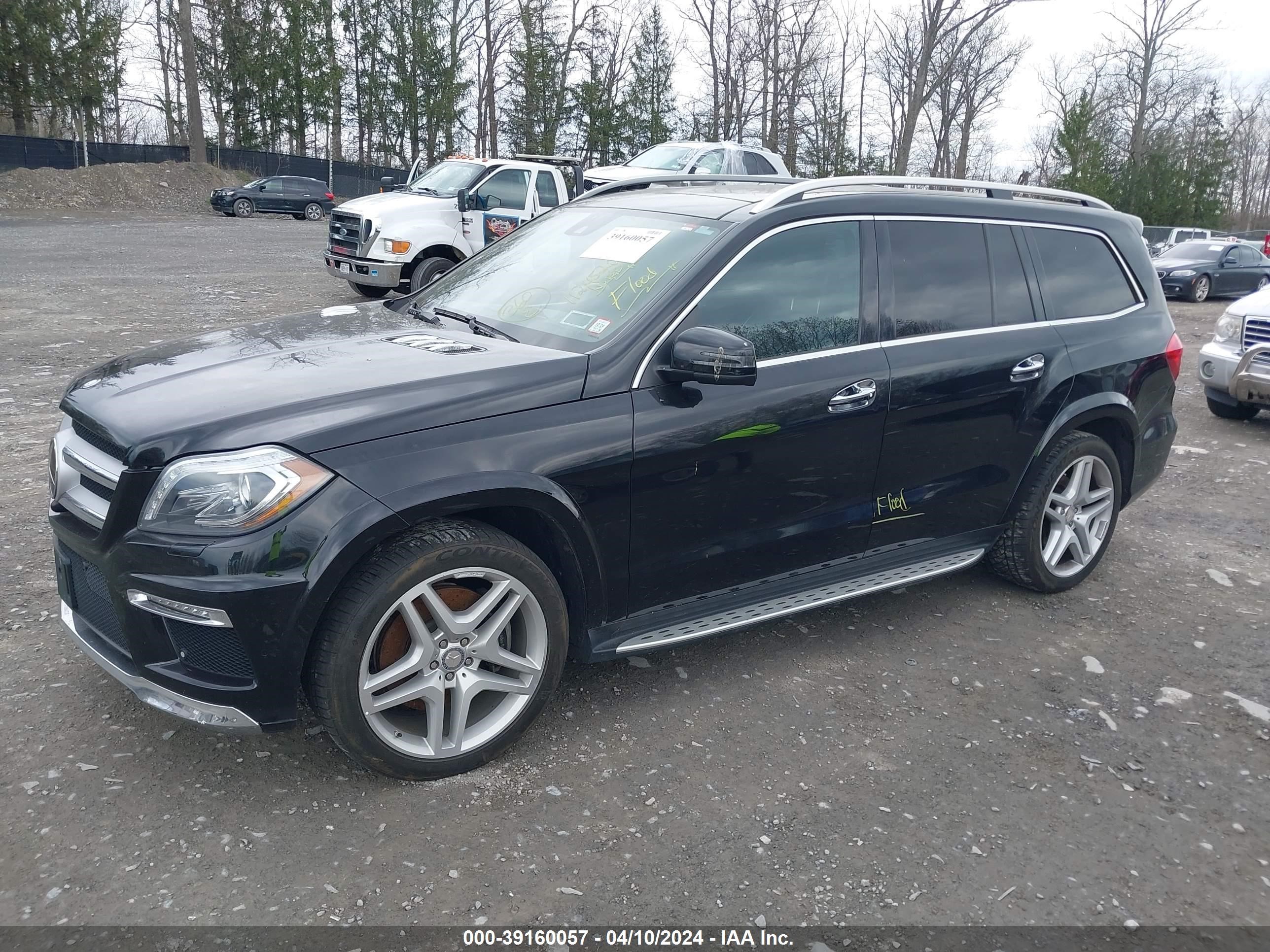 2016 Mercedes-Benz Gl 550 4Matic vin: 4JGDF7DE5GA698121