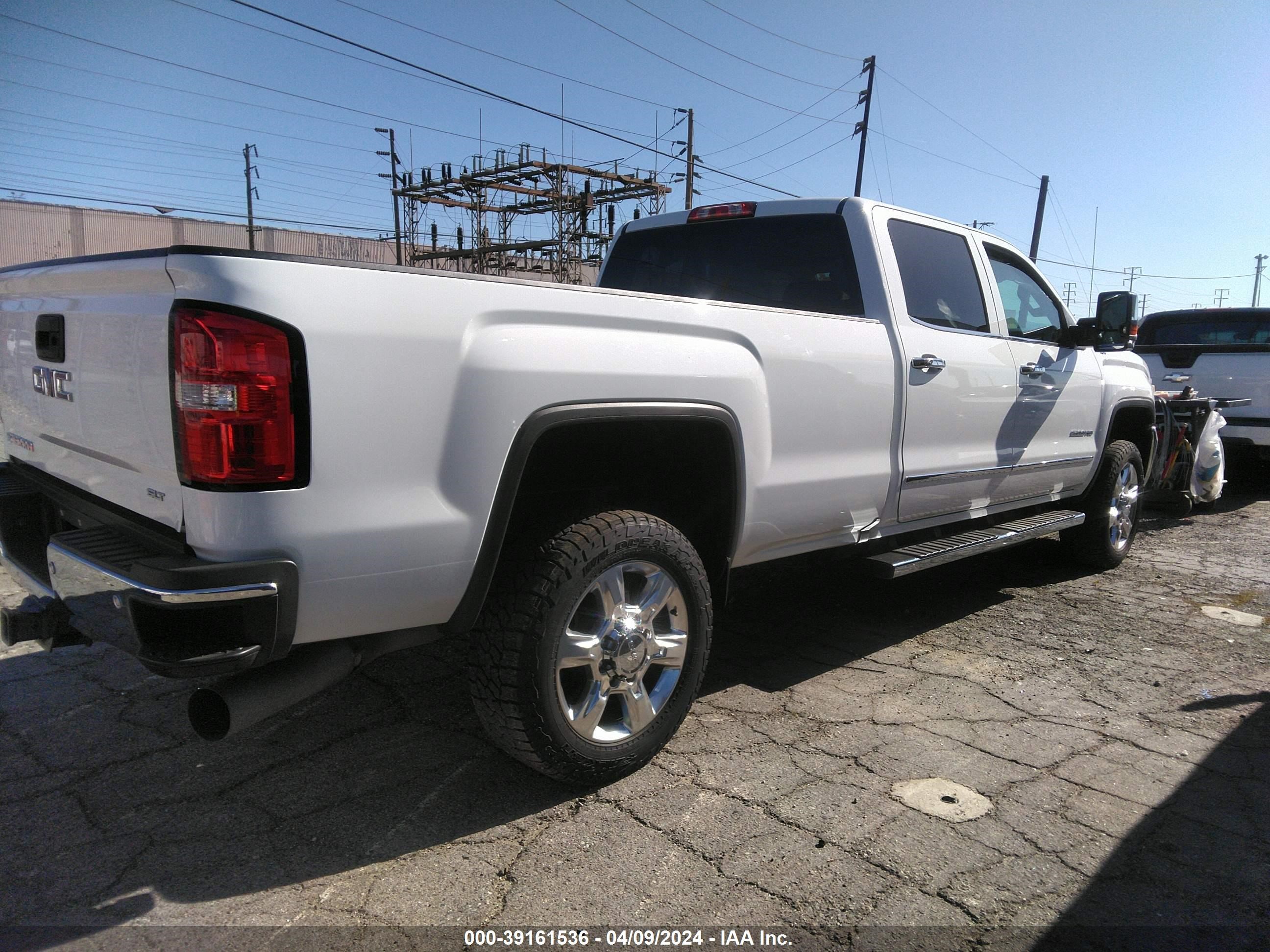 2019 GMC Sierra 2500Hd Slt vin: 1GT12REY1KF234049