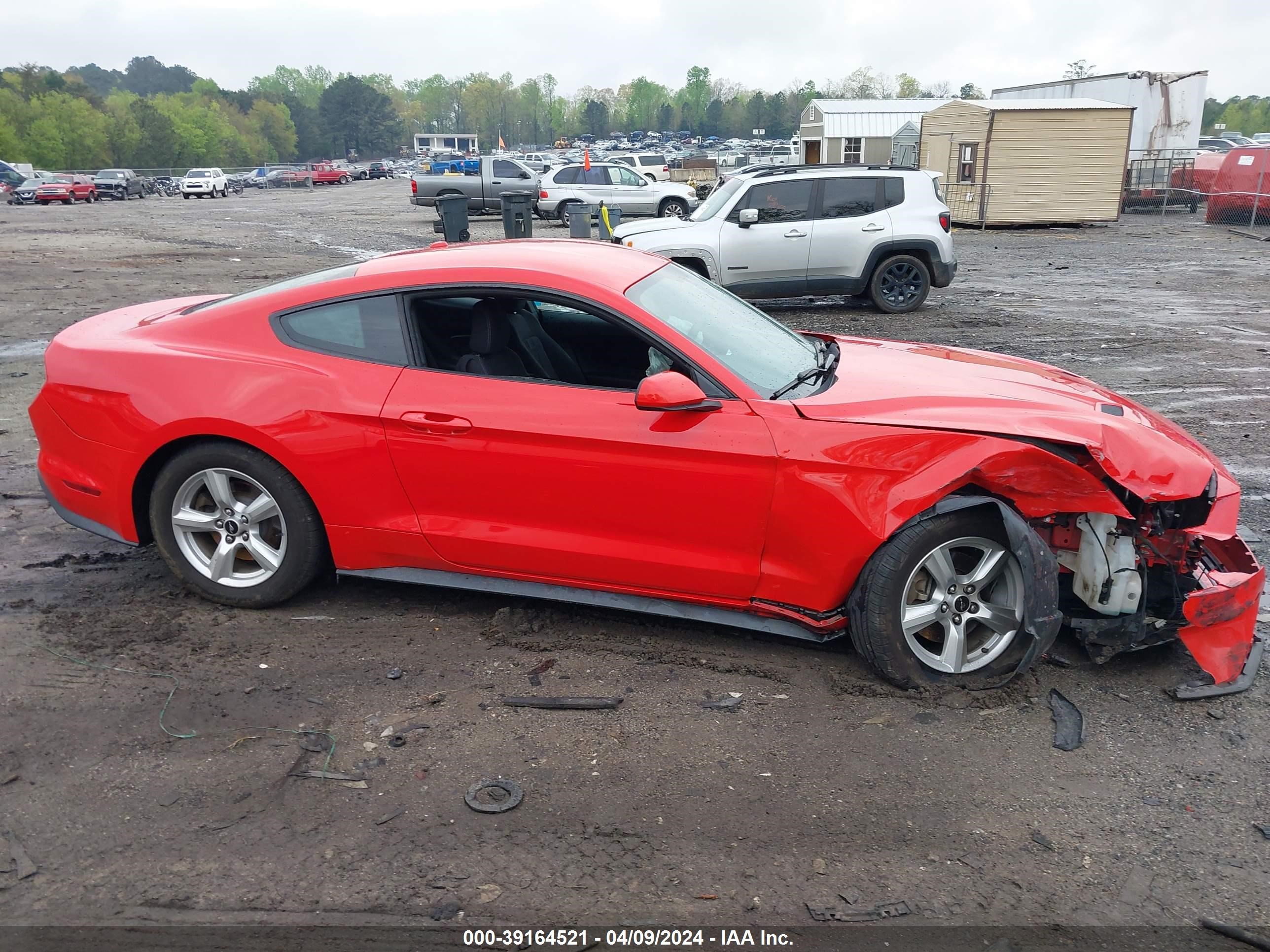 2019 Ford Mustang vin: 1FA6P8TH2K5108556