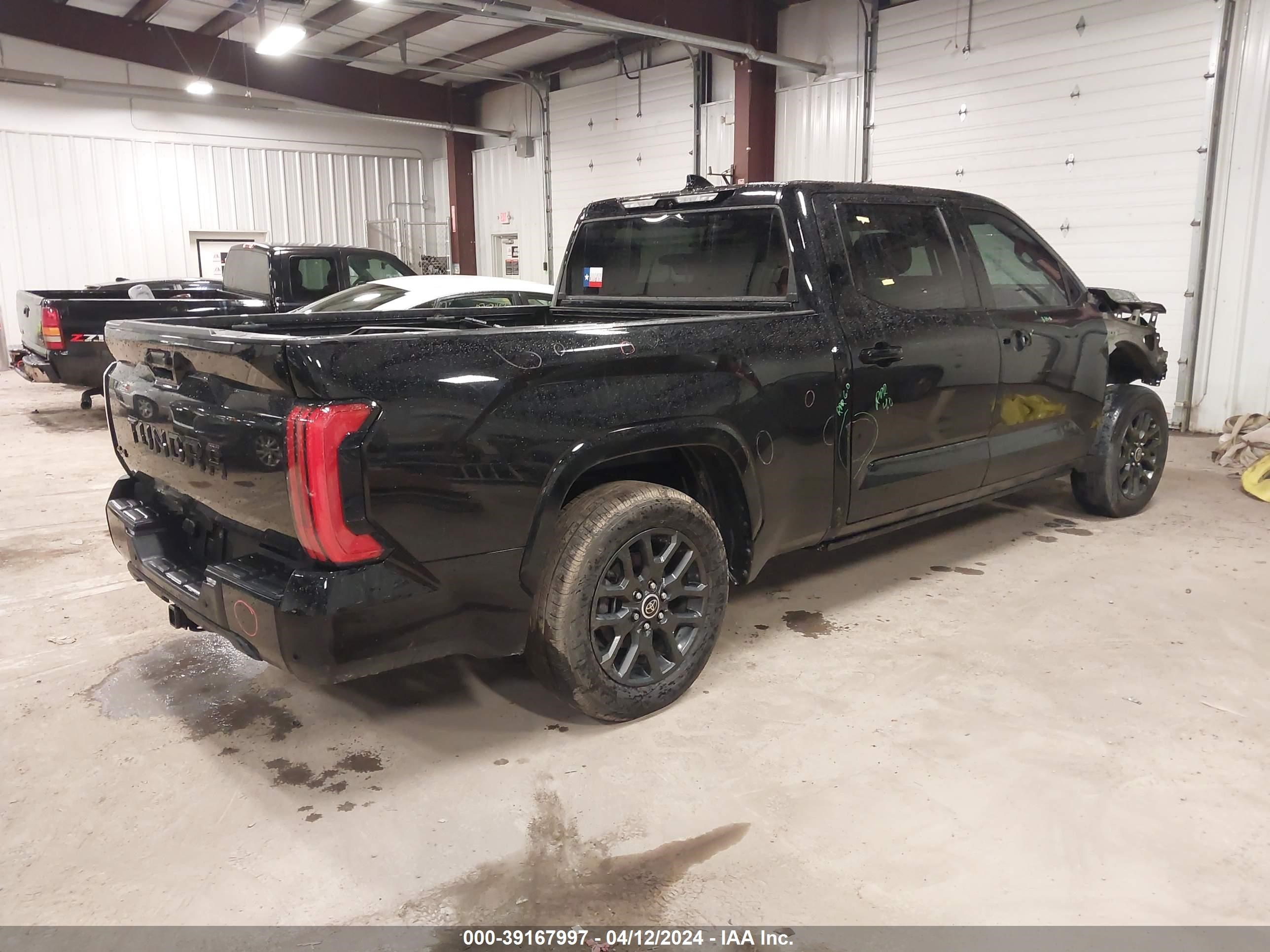 2022 Toyota Tundra Hybrid Platinum vin: 5TFNC5EC4NX001857