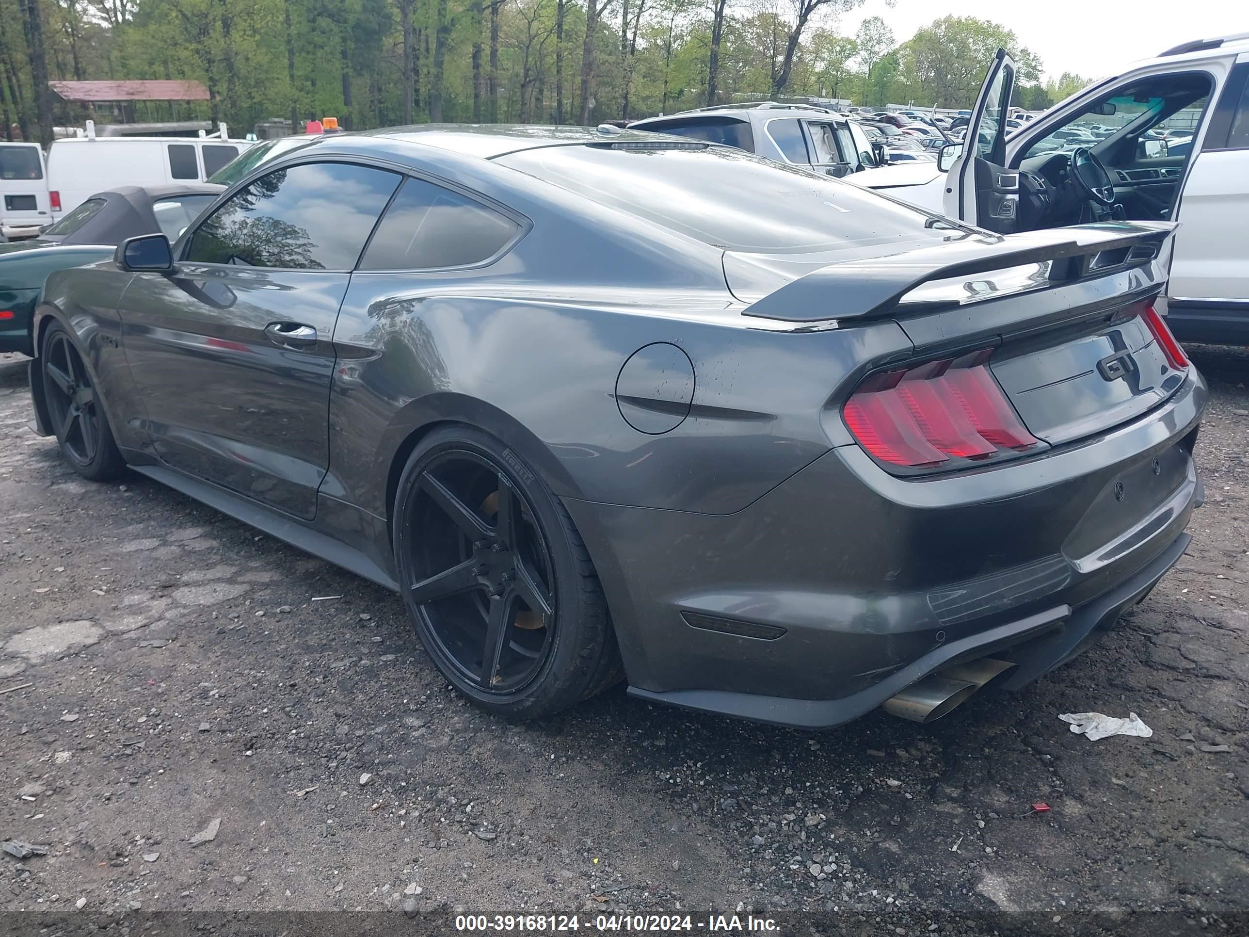 2018 Ford Mustang Gt Premium vin: 1FA6P8CF5J5174905