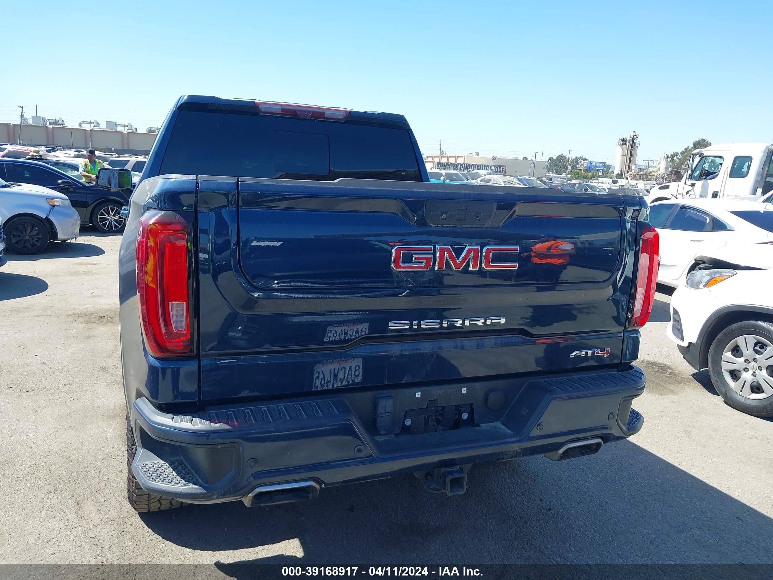 2020 GMC Sierra 1500 4Wd Short Box At4 vin: 3GTP9EED4LG395426