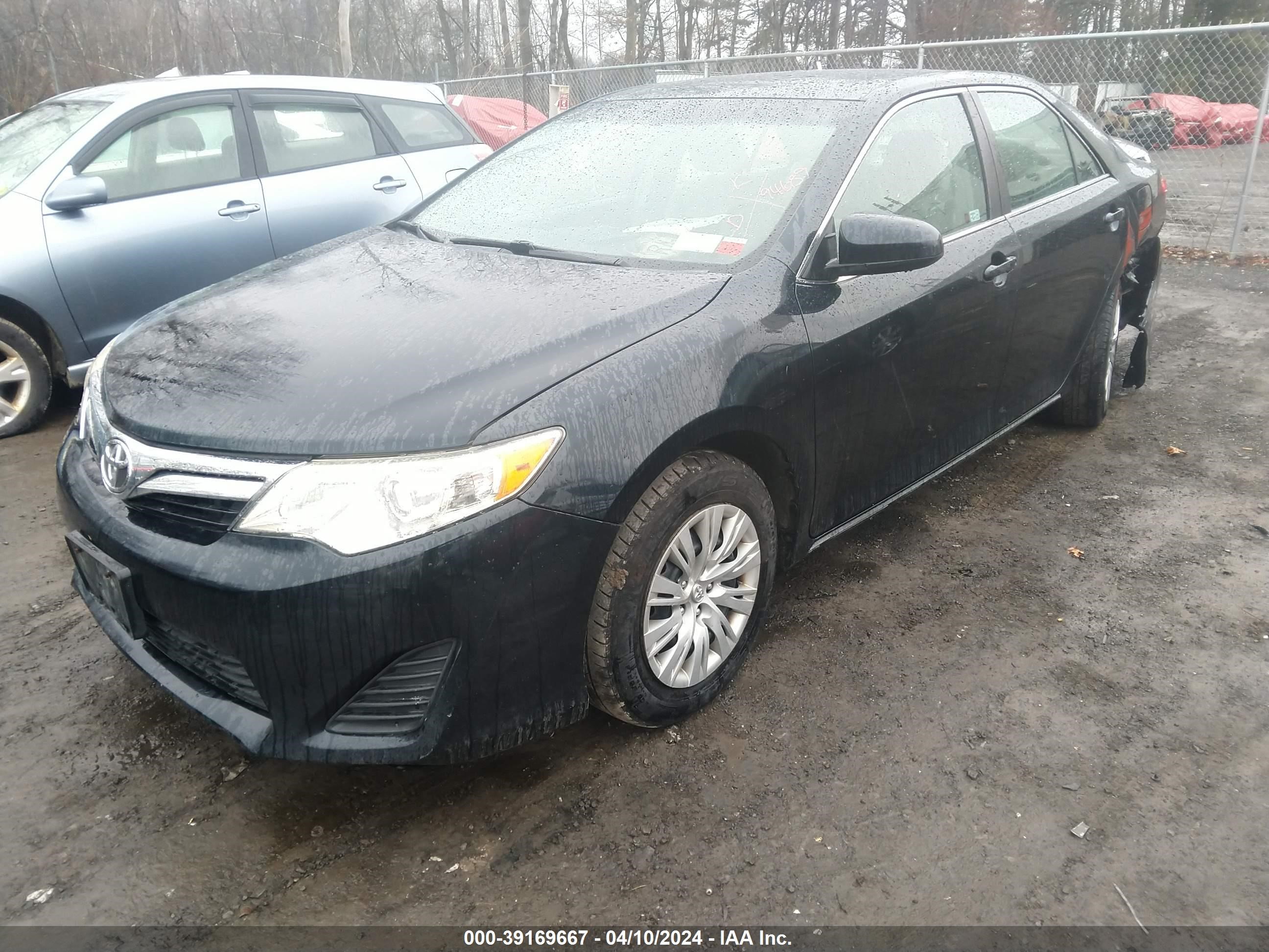 2012 Toyota Camry Le vin: 4T4BF1FK5CR239967