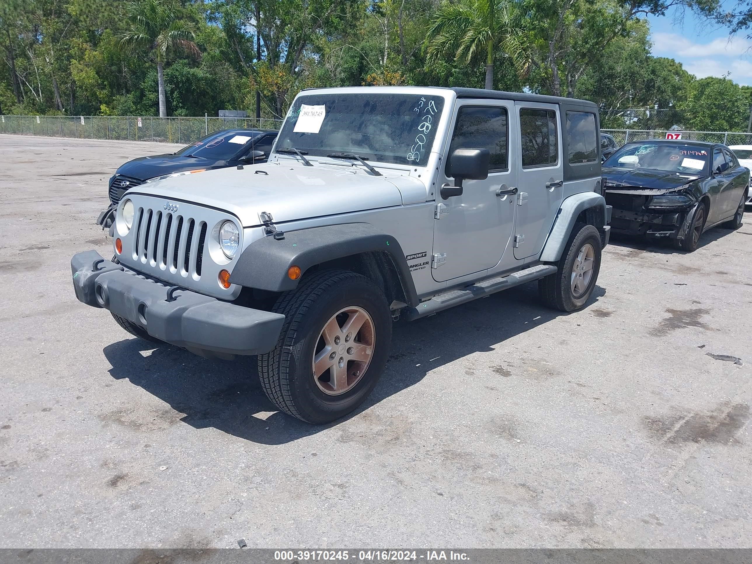 2012 Jeep Wrangler Unlimited Sport vin: 1C4BJWDG2CL218279