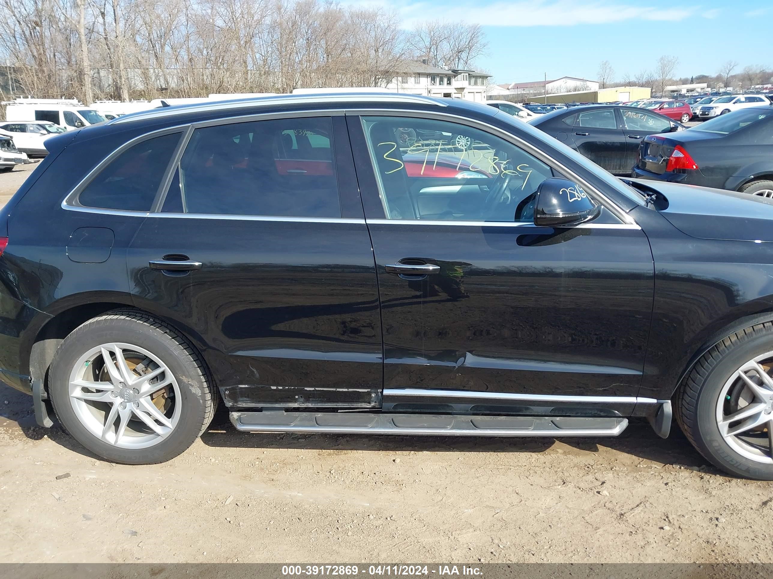 2016 Audi Q5 2.0T Premium vin: WA1L2AFPXGA092511