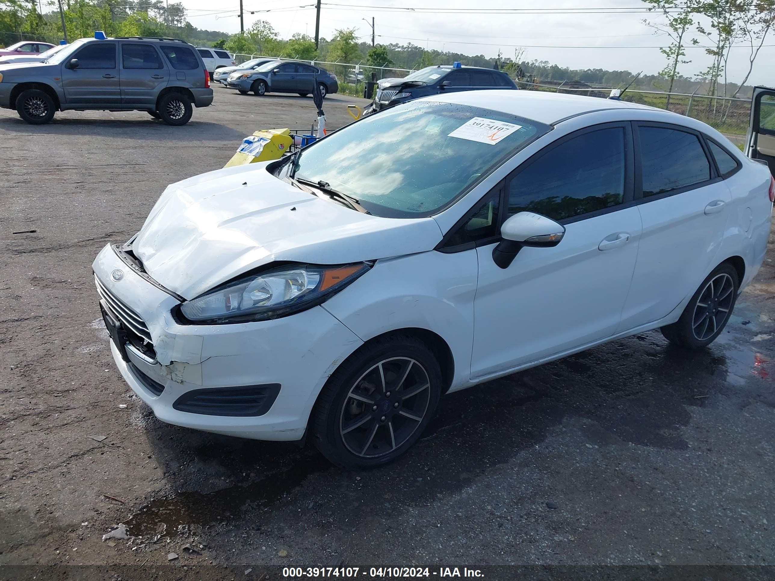 2016 Ford Fiesta Se vin: 3FADP4BJ3GM142463