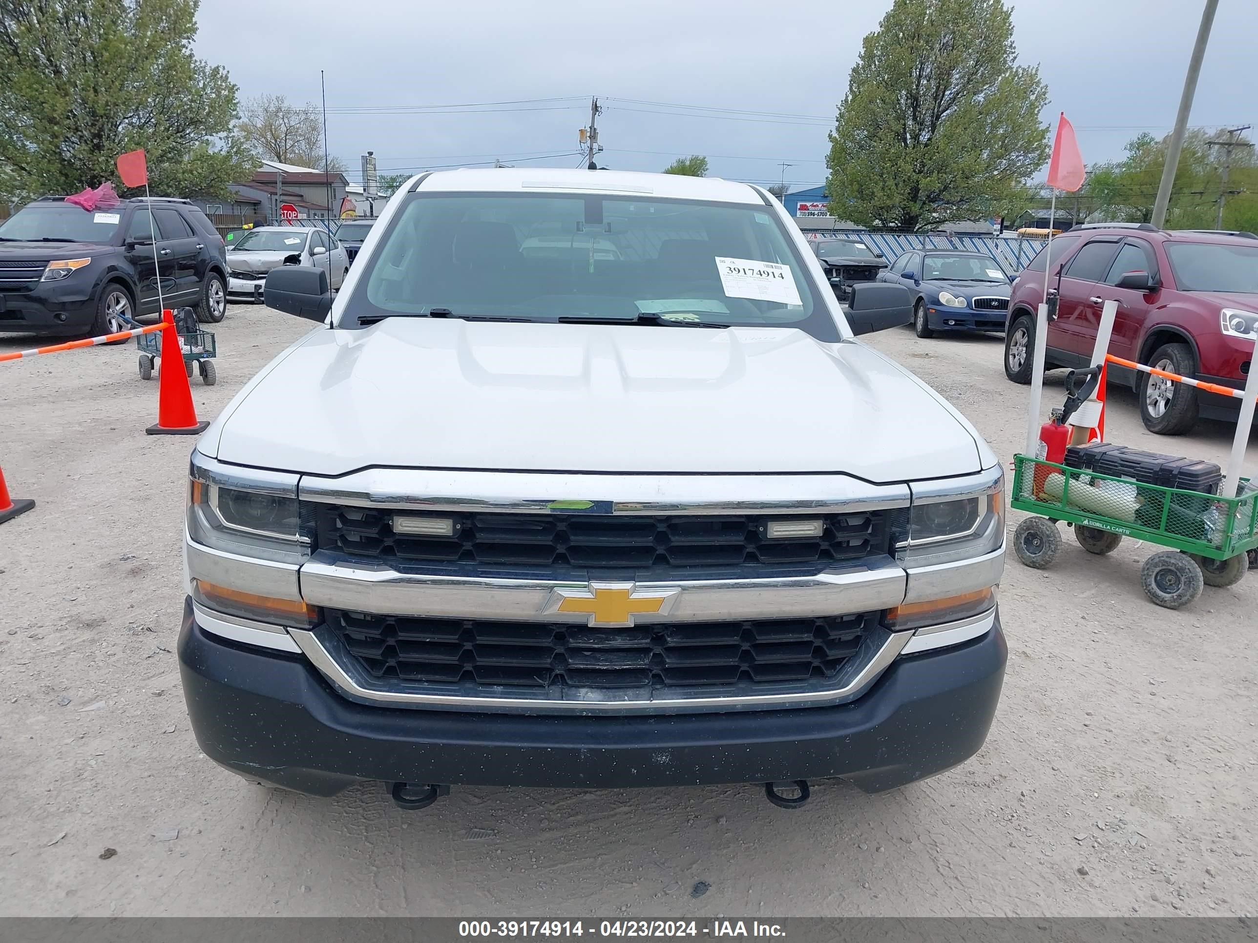 2017 Chevrolet Silverado 1500 Wt vin: 3GCUKNEC2HG229962