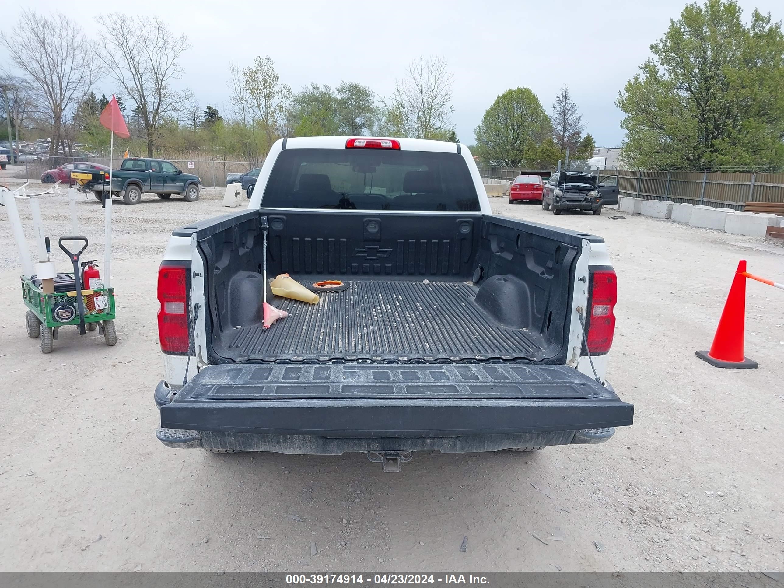 2017 Chevrolet Silverado 1500 Wt vin: 3GCUKNEC2HG229962