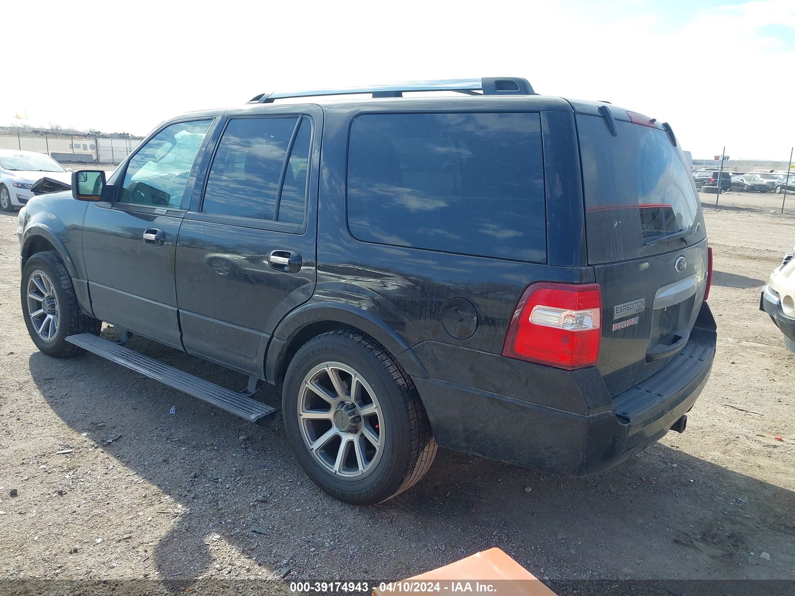 2013 Ford Expedition Limited vin: 1FMJU2A50DEF00033