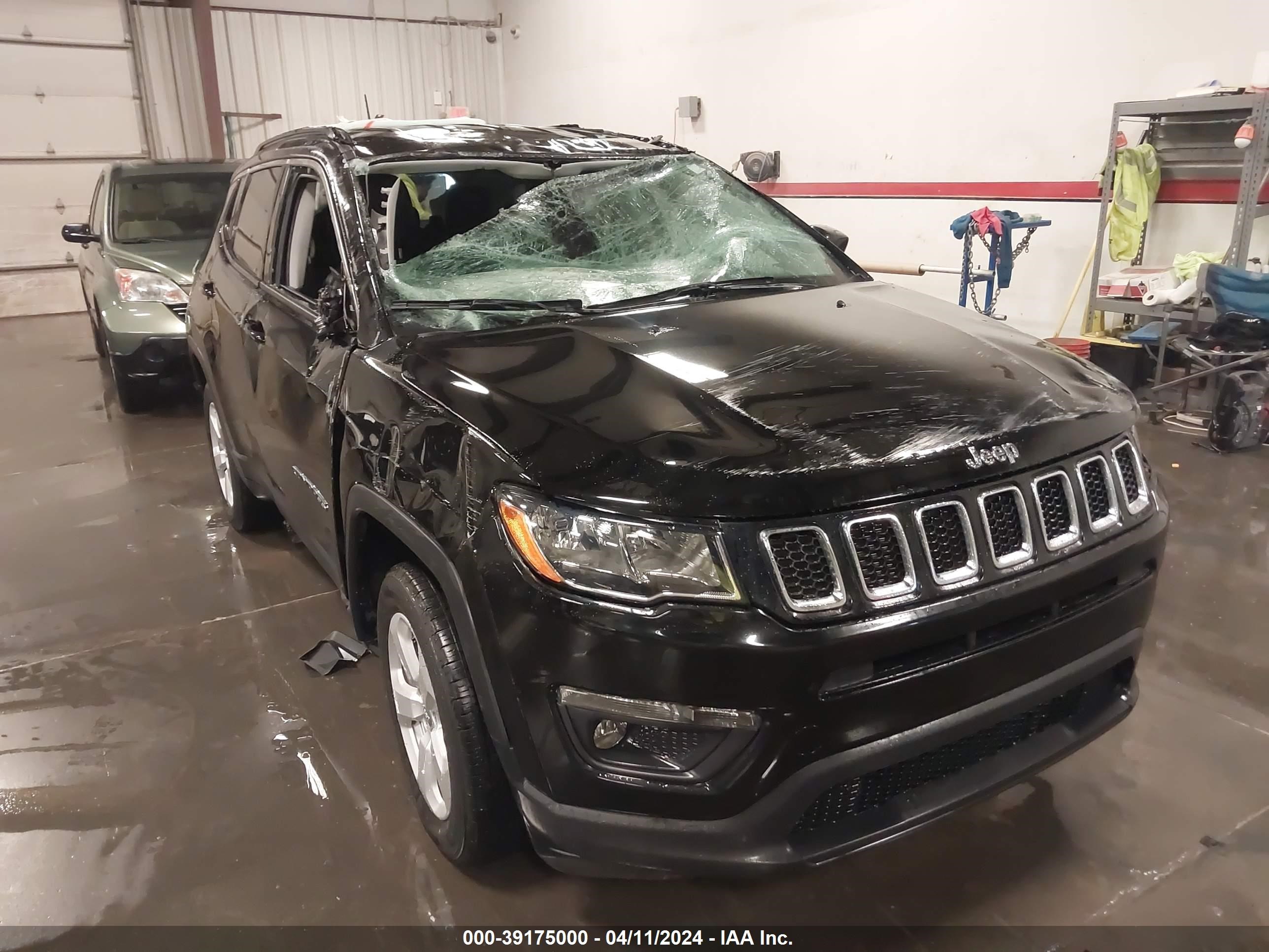 2021 Jeep Compass Latitude 4X4 vin: 3C4NJDBB1MT573846