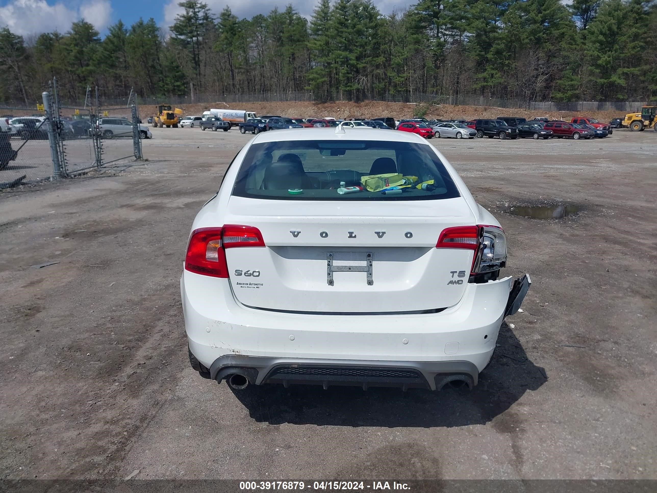 2018 Volvo S60 T5 Dynamic vin: YV140MTL7J2457631