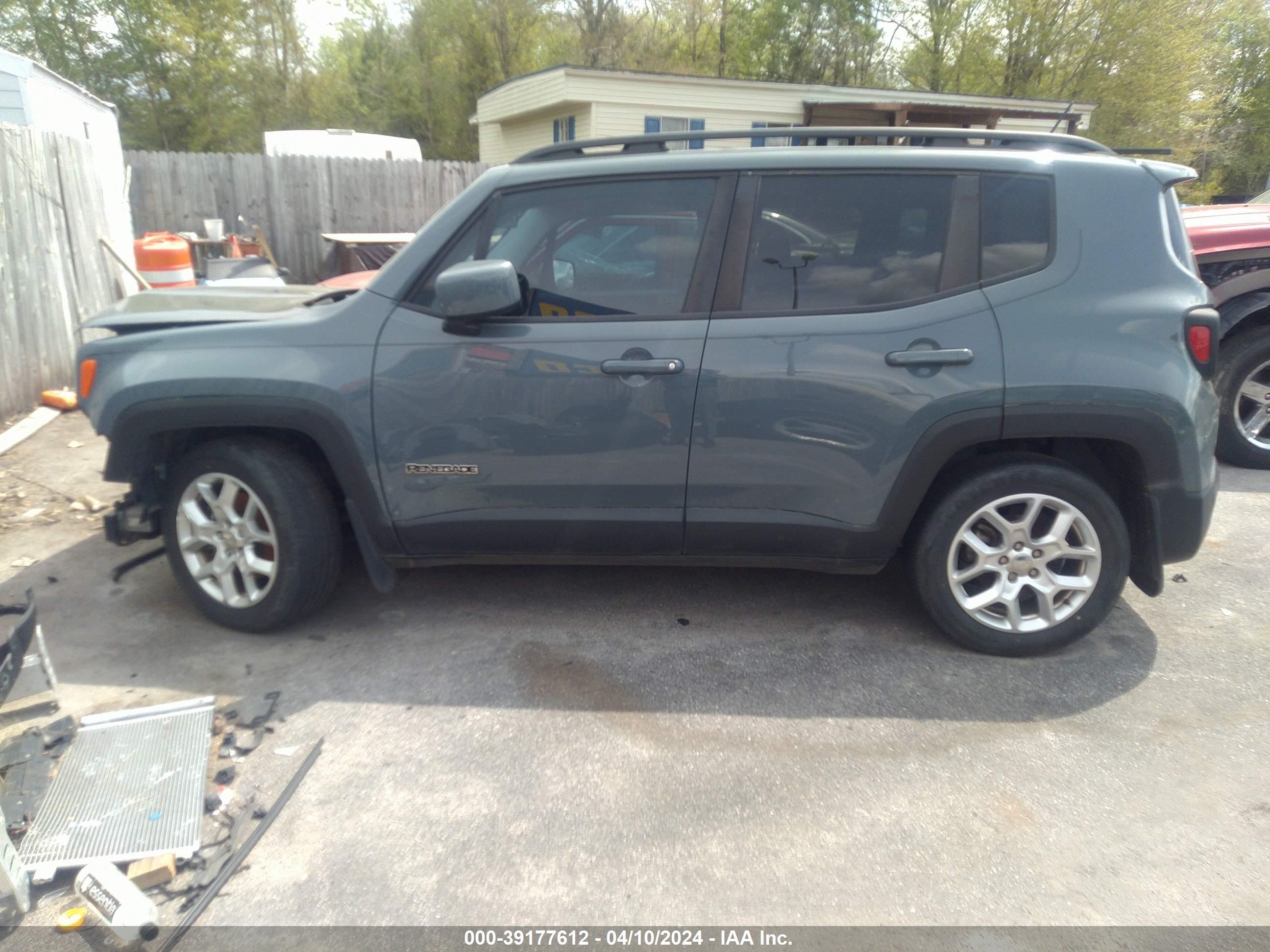 2017 Jeep Renegade Latitude Fwd vin: ZACCJABB7HPG32997