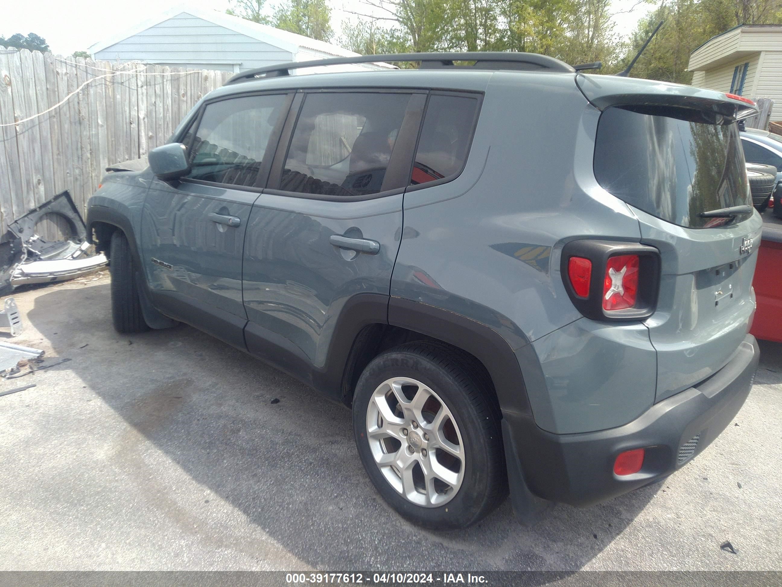 2017 Jeep Renegade Latitude Fwd vin: ZACCJABB7HPG32997