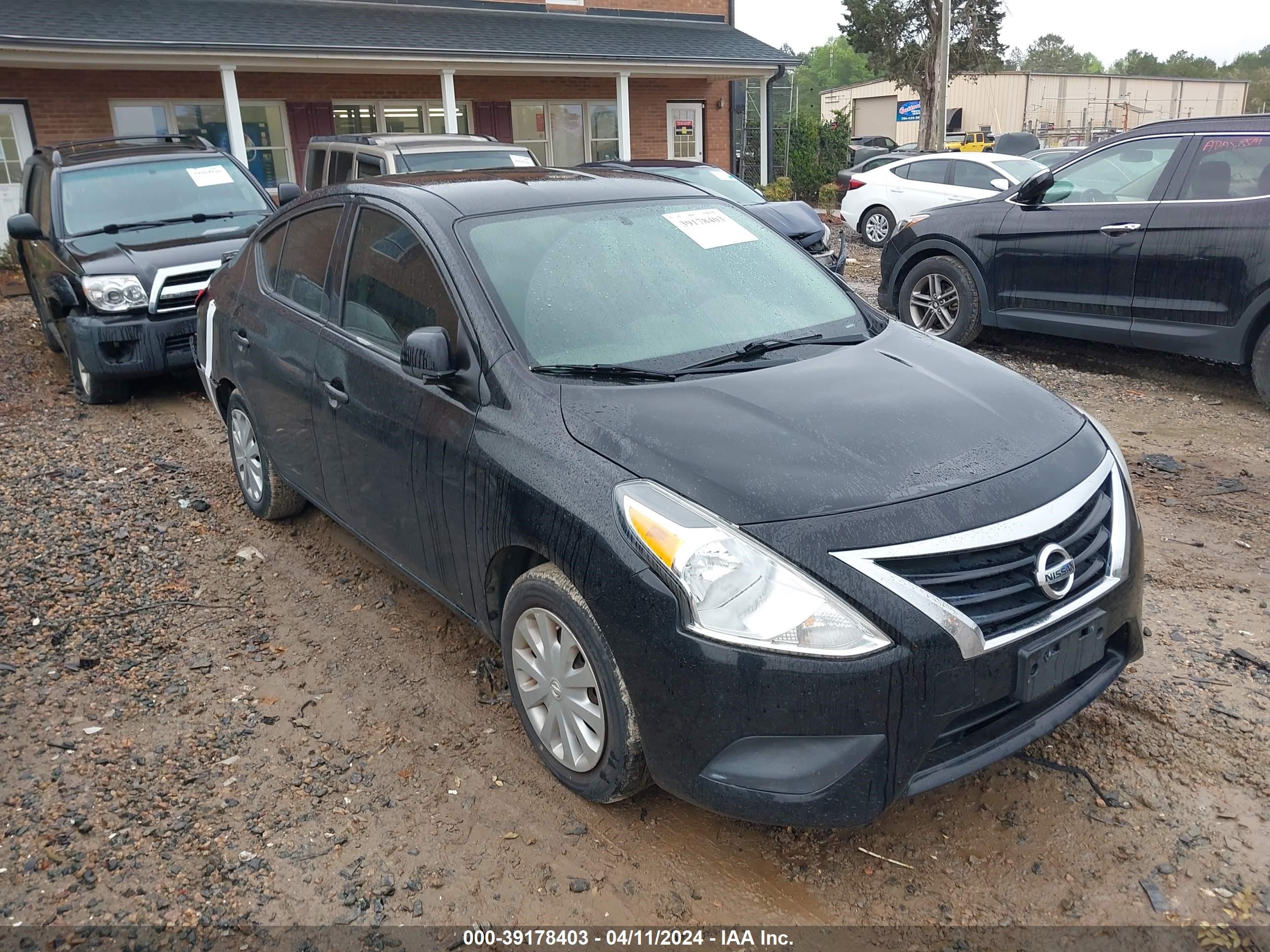 2015 Nissan Versa 1.6 S+ vin: 3N1CN7AP8FL897277