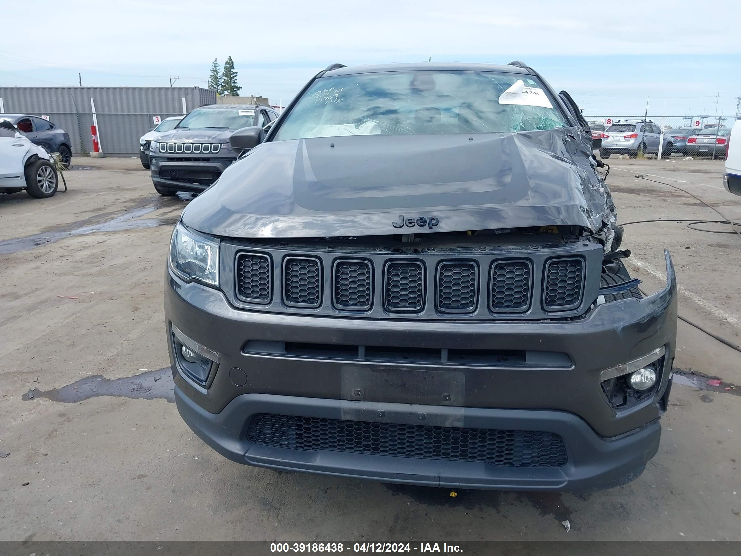 2018 Jeep Compass Altitude 4X4 vin: 3C4NJDBB1JT395710