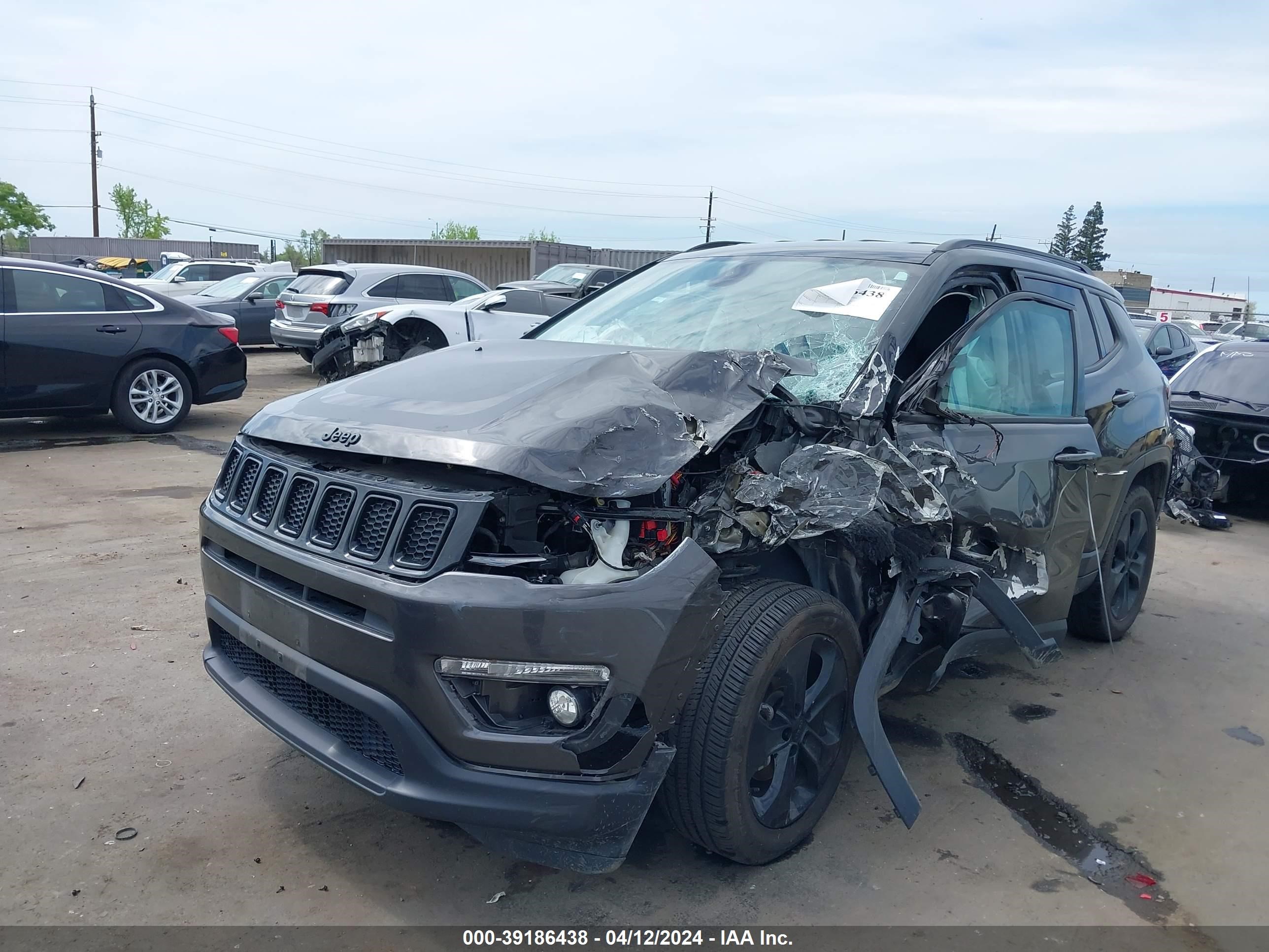 2018 Jeep Compass Altitude 4X4 vin: 3C4NJDBB1JT395710