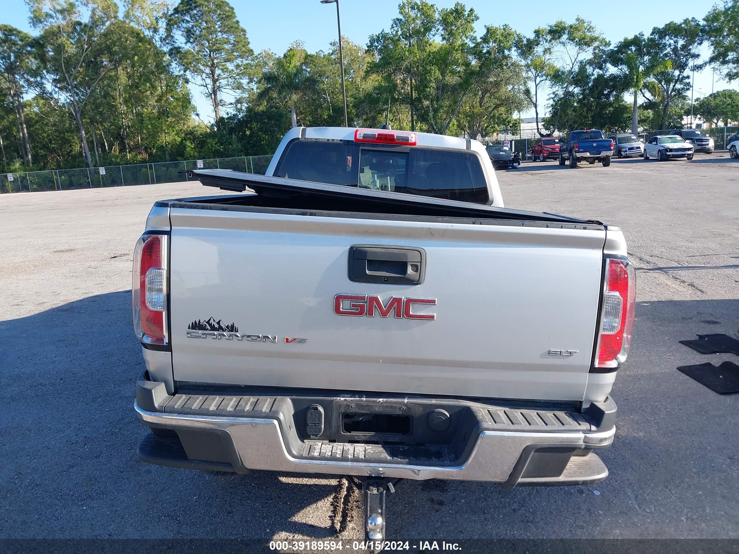 2018 GMC Canyon All Terrain W/Leather/Slt vin: 1GTG6DEN4J1272359